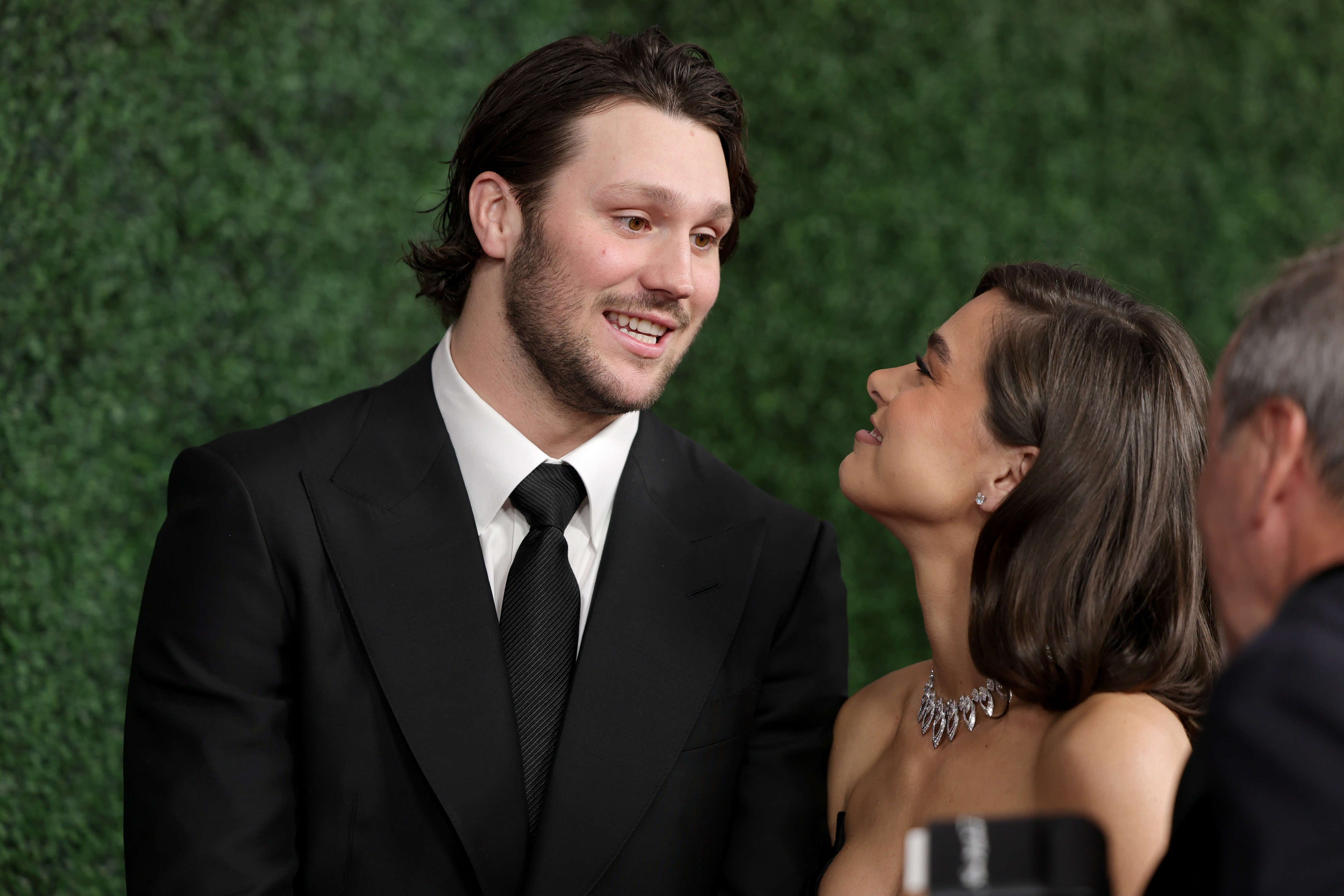 Josh Allen and Hailee Steinfeld are pictured at the 14th Annual NFL Honors at Saenger Theatre on February 6, 2025, in New Orleans, Louisiana | Source: Getty Images