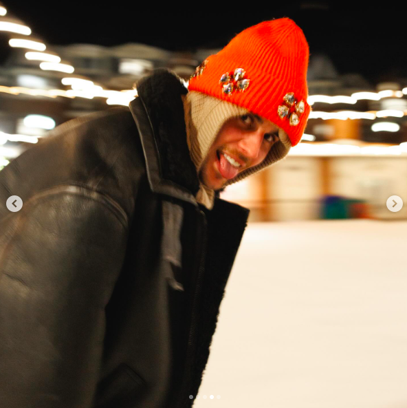 Justin Bieber striking a playful pose, posted on January 18, 2025. | Source: Instagram/lilbieber