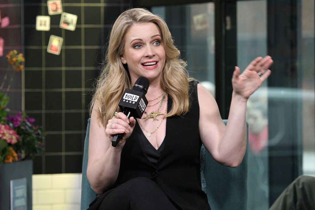Melissa Joan Hart visits the Build Series to discuss the Netflix series "No Good Nick" at Build Studio on April 2, 2019, in New York City | Photo: Gary Gershoff/Getty Images