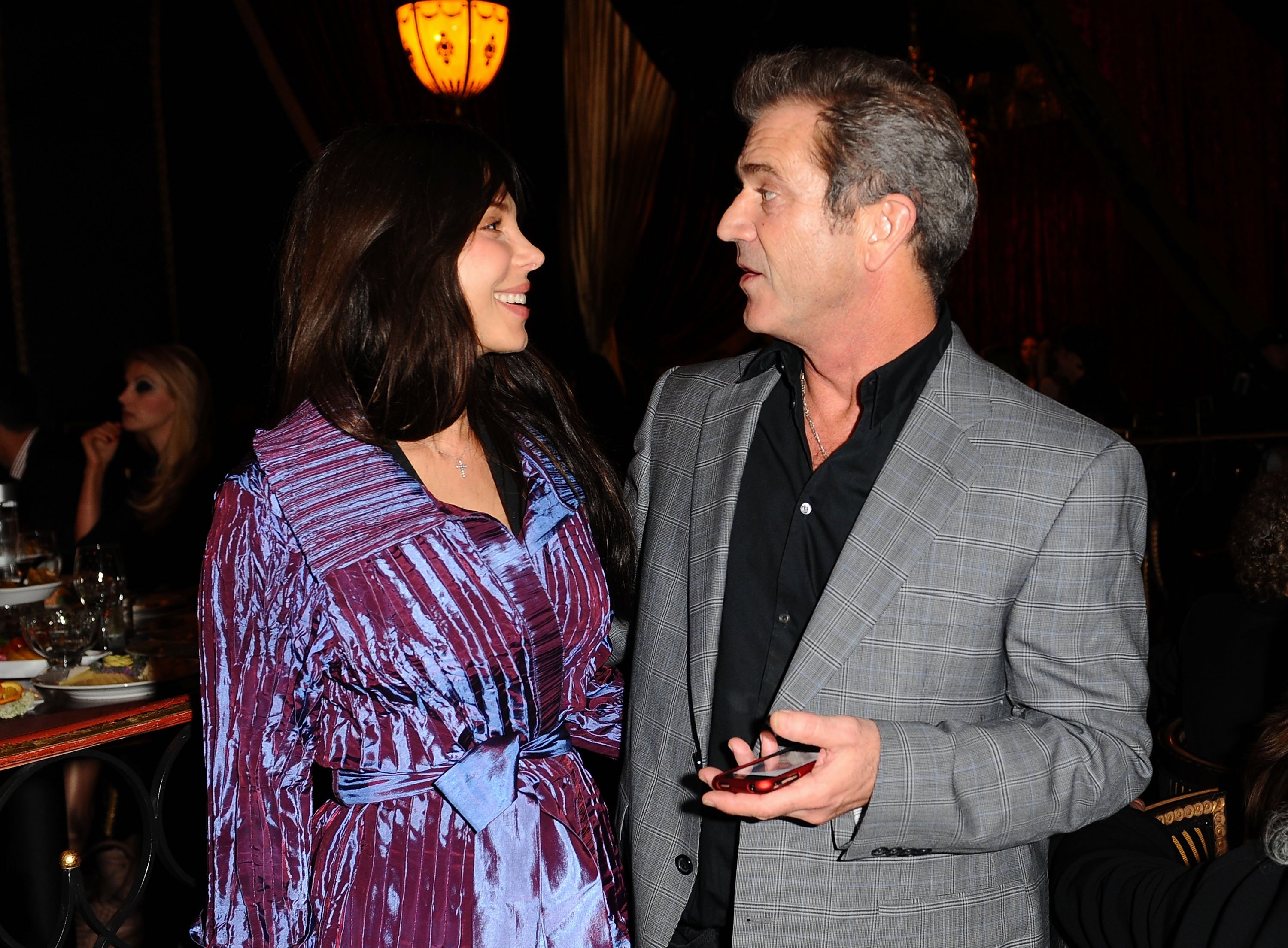 Mel Gibson and Oksana Grigorieva at the Chernobyl Children's Project International Benefit on February 11, 2010 | Photo: Getty Images