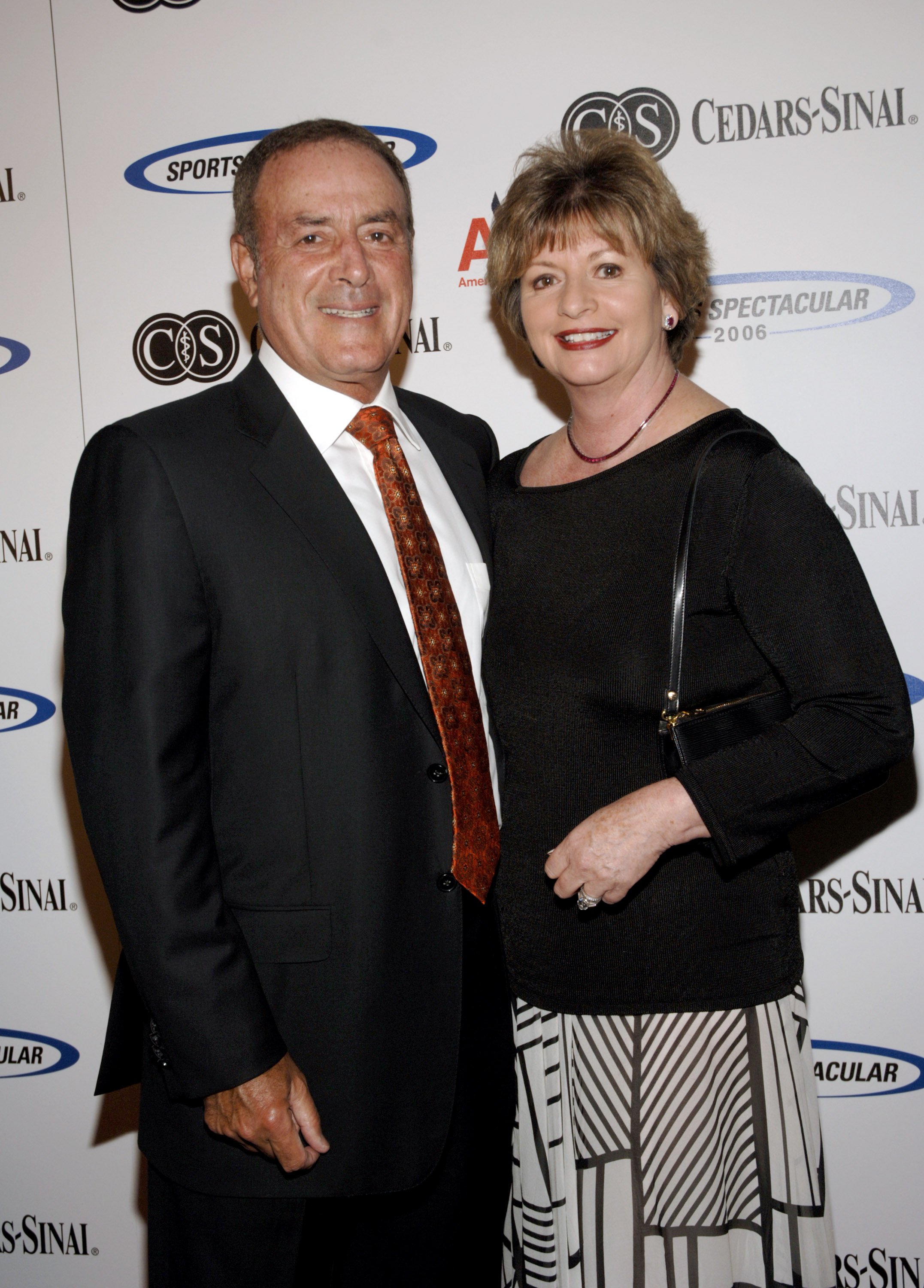 Al Michaels and Linda Michaels during the Cedars-Sinai Medical Center's 21st Annual Sports Spectacular at the Hyatt Regency Century Plaza Hotel in Century City, CA. | Source: Getty Images