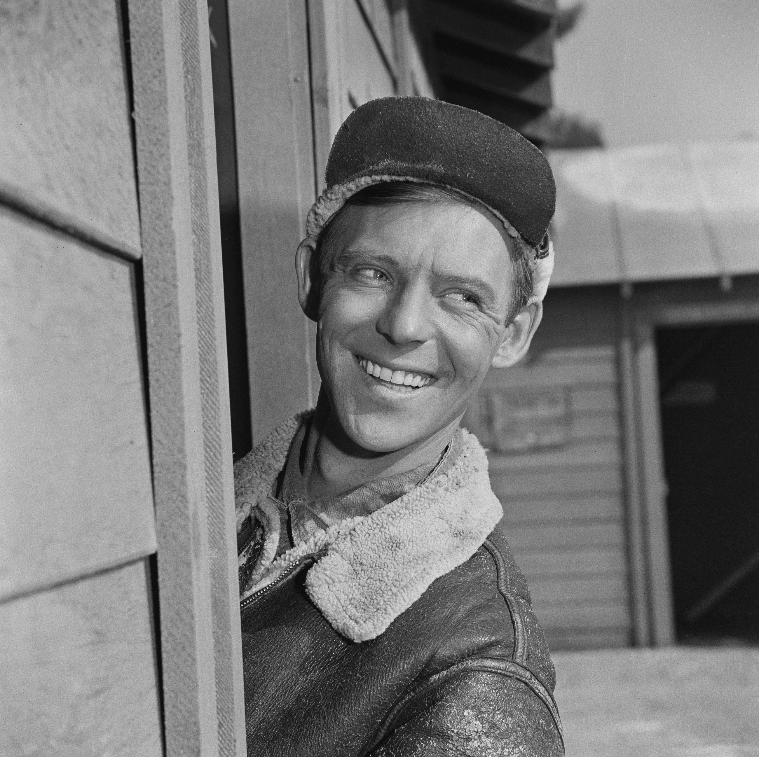Larry Hovis as Sgt. Andrew Carter in an episode from CBS' comedy television series, "Hogan's Heroes", October 19, 1965. | Source: Getty Images.
