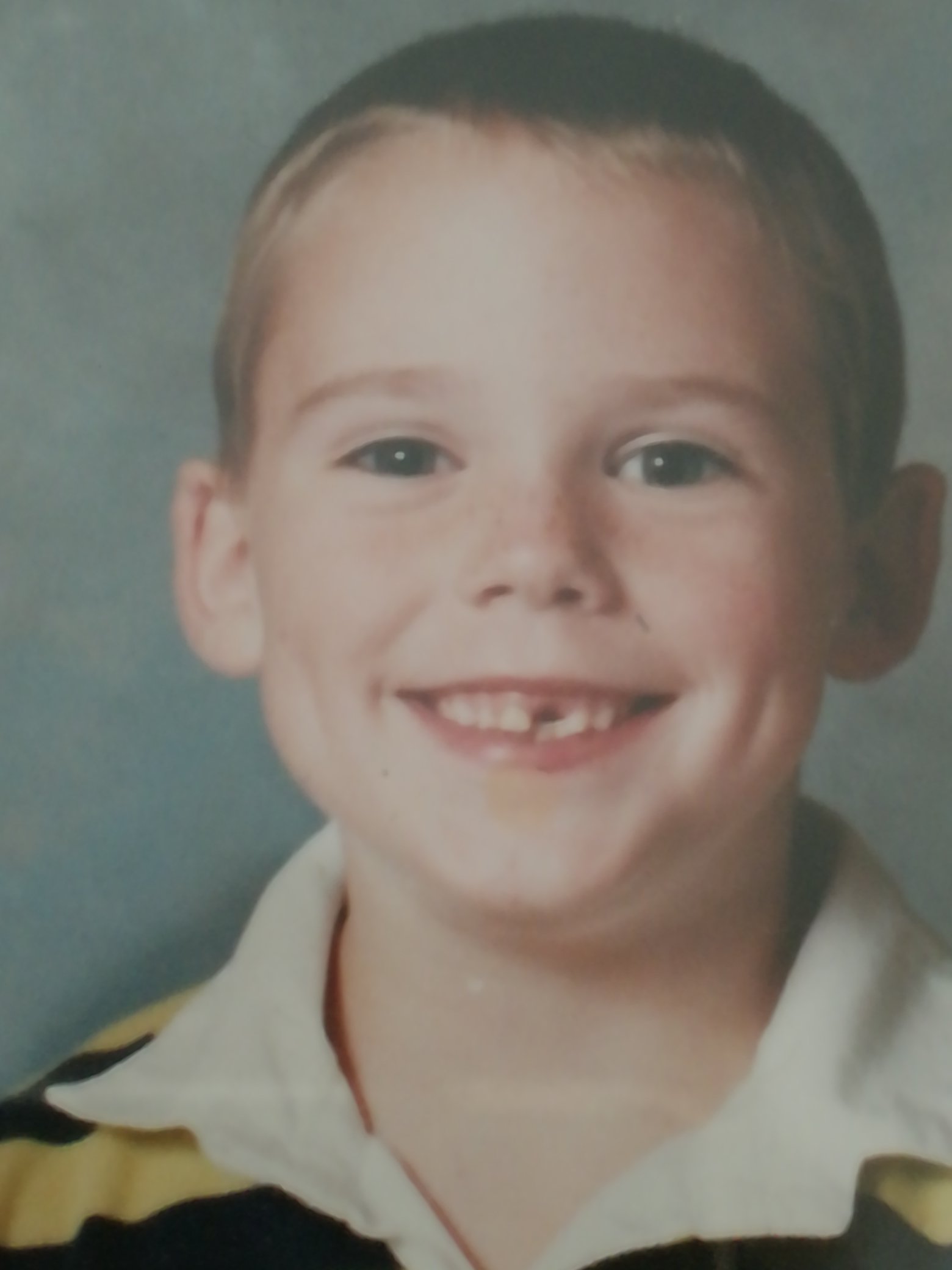 The kids all got jobs to help support the family. Here's Sam Claflin in a throwback picture shared by his mother on June 27, 2017. | Source: X/sueclaflin