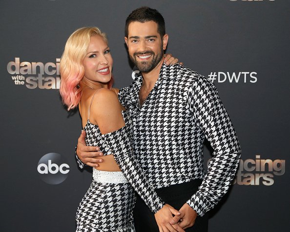Jesse Metcalfe and Sharna Burgess during the season 29 premiere of "Dancing with the Stars." | Photo: Getty Images