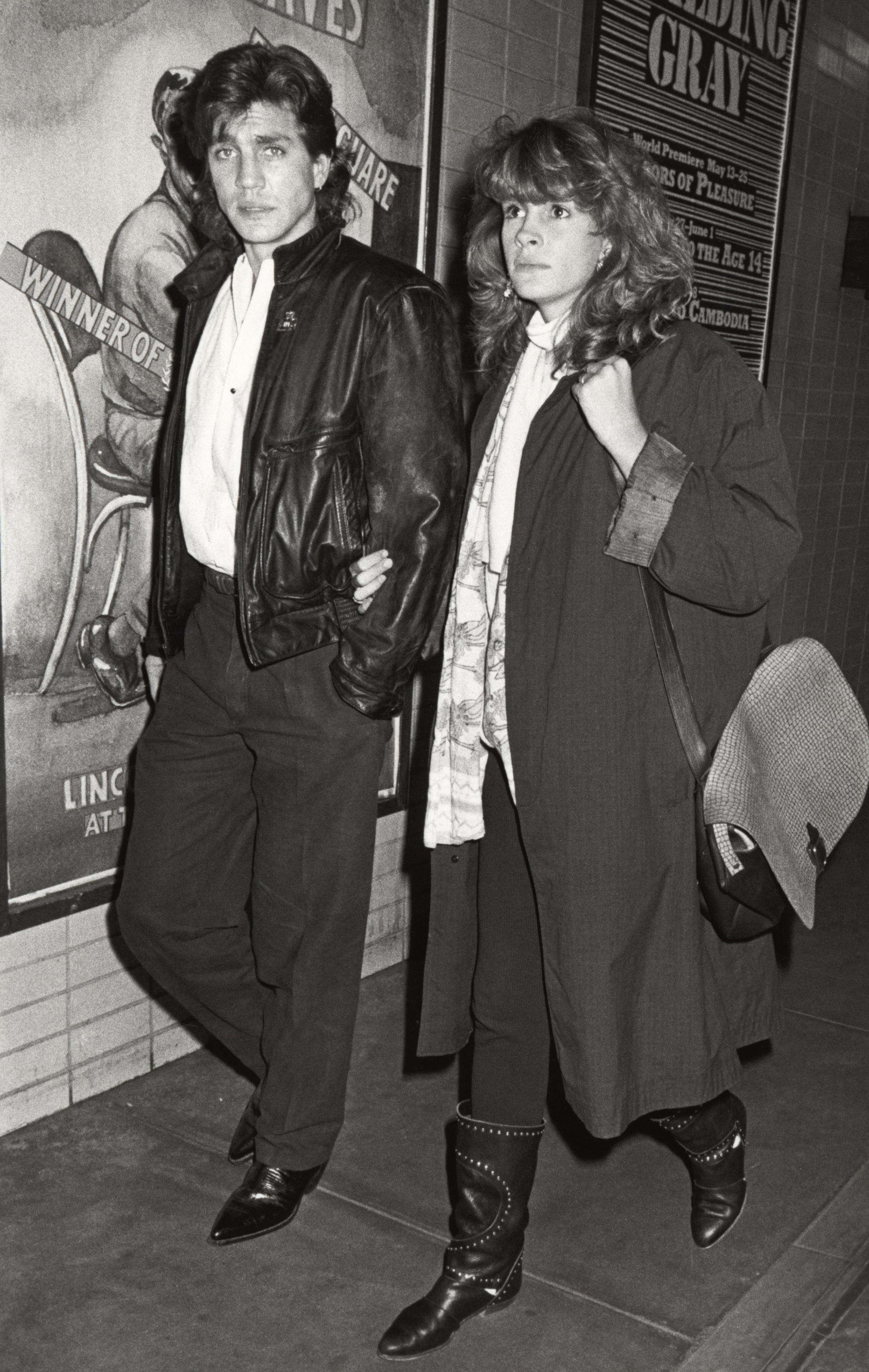 Eric and Julia Roberts at the "Steaming" premiere at the Baronet Theater in New York City, on August 27, 1986 | Source: Getty Images