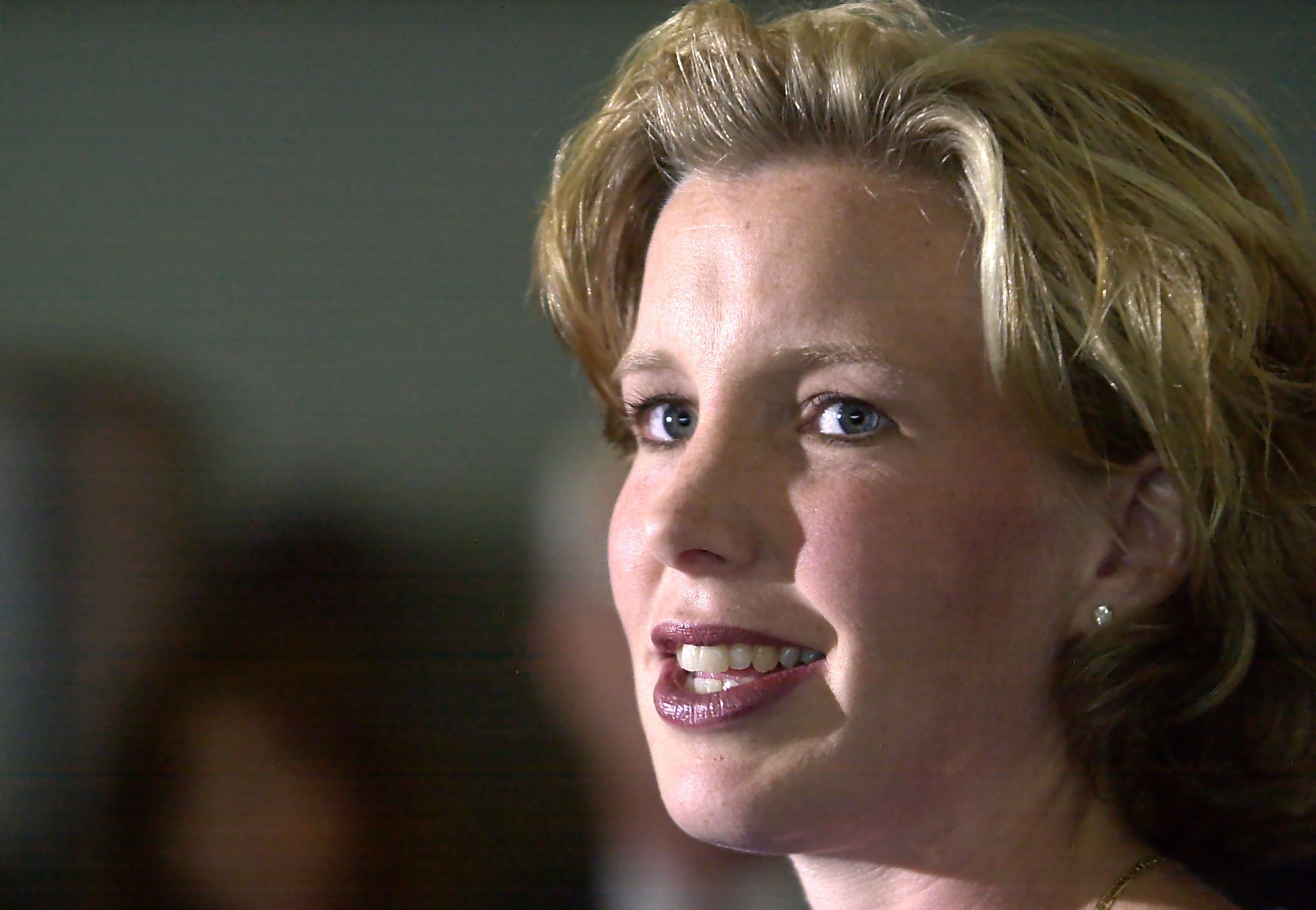 Lisa Beamer at the San Francisco International Airport on October 19, 2001, in San Francisco | Source: Getty Images