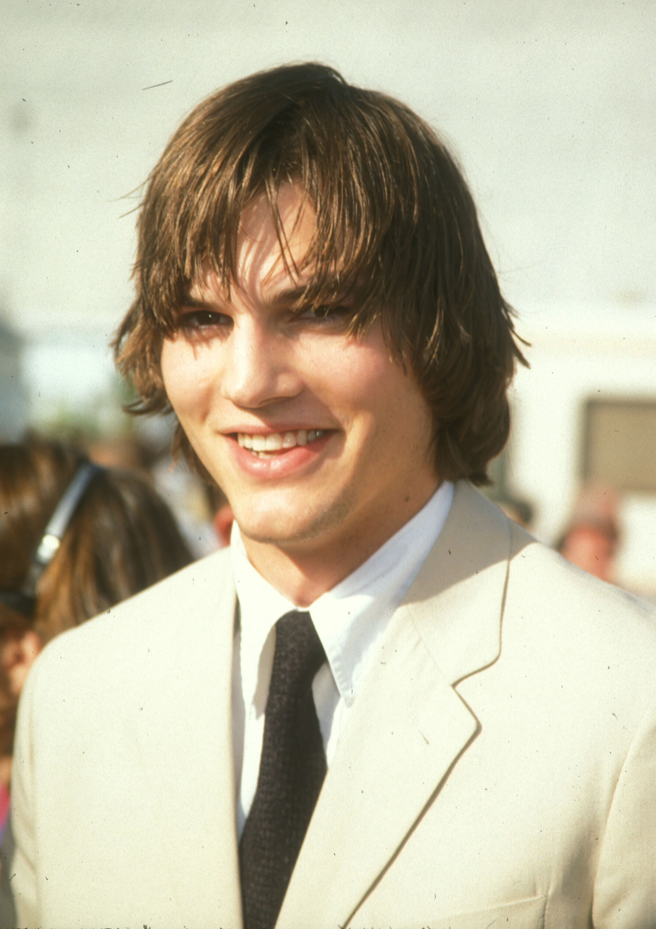 Ashton Kutcher during the 1st Annual Teen Choice Awards in Santa Monica, California | Source: Getty Images