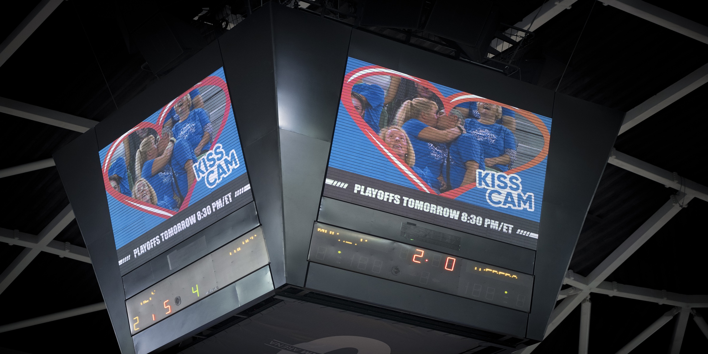 A couple kissing on a Kiss Cam | Source: Getty Images
