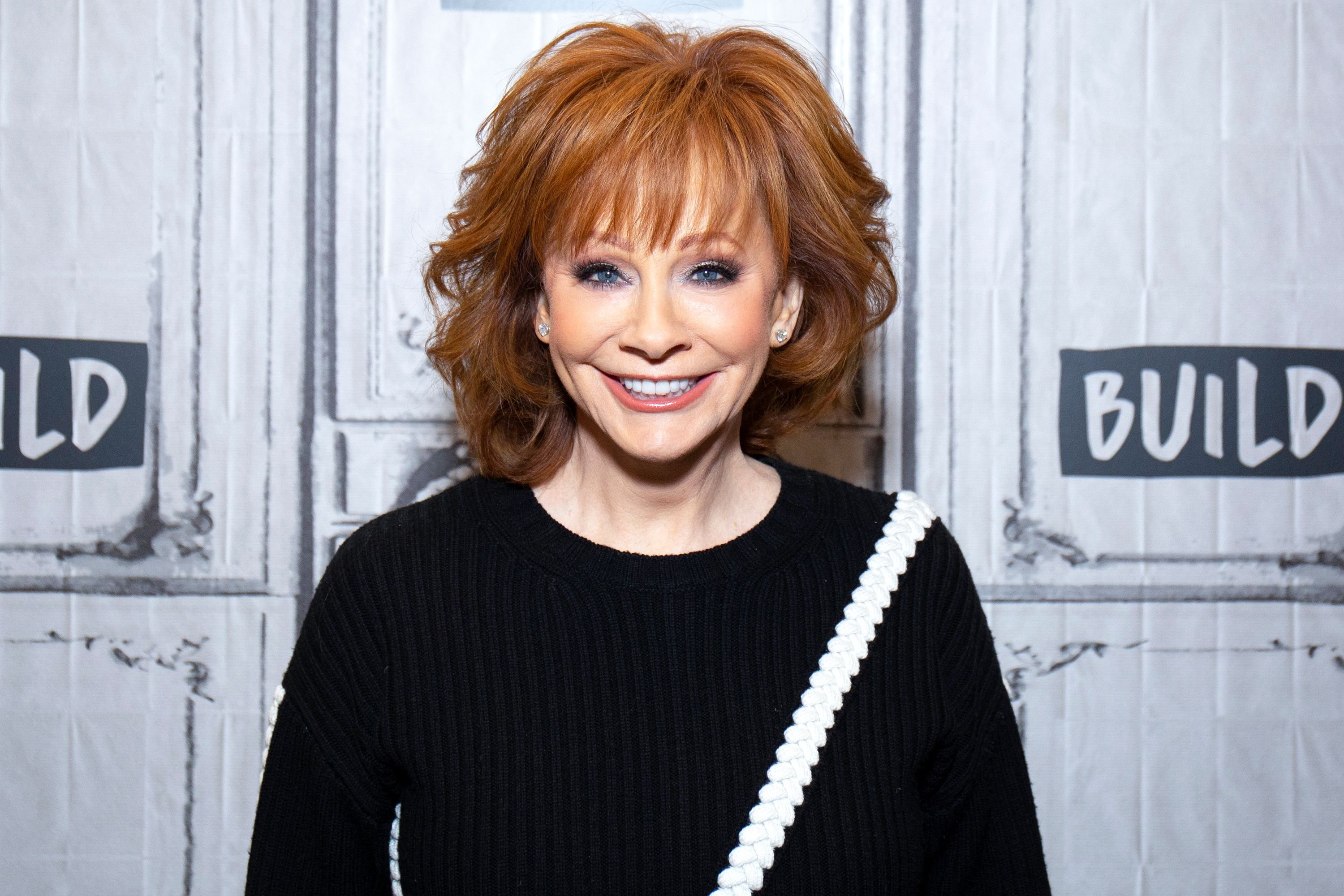 Fans Praise Reba McEntire's Beauty at 65 as She Looks Glamorous in a