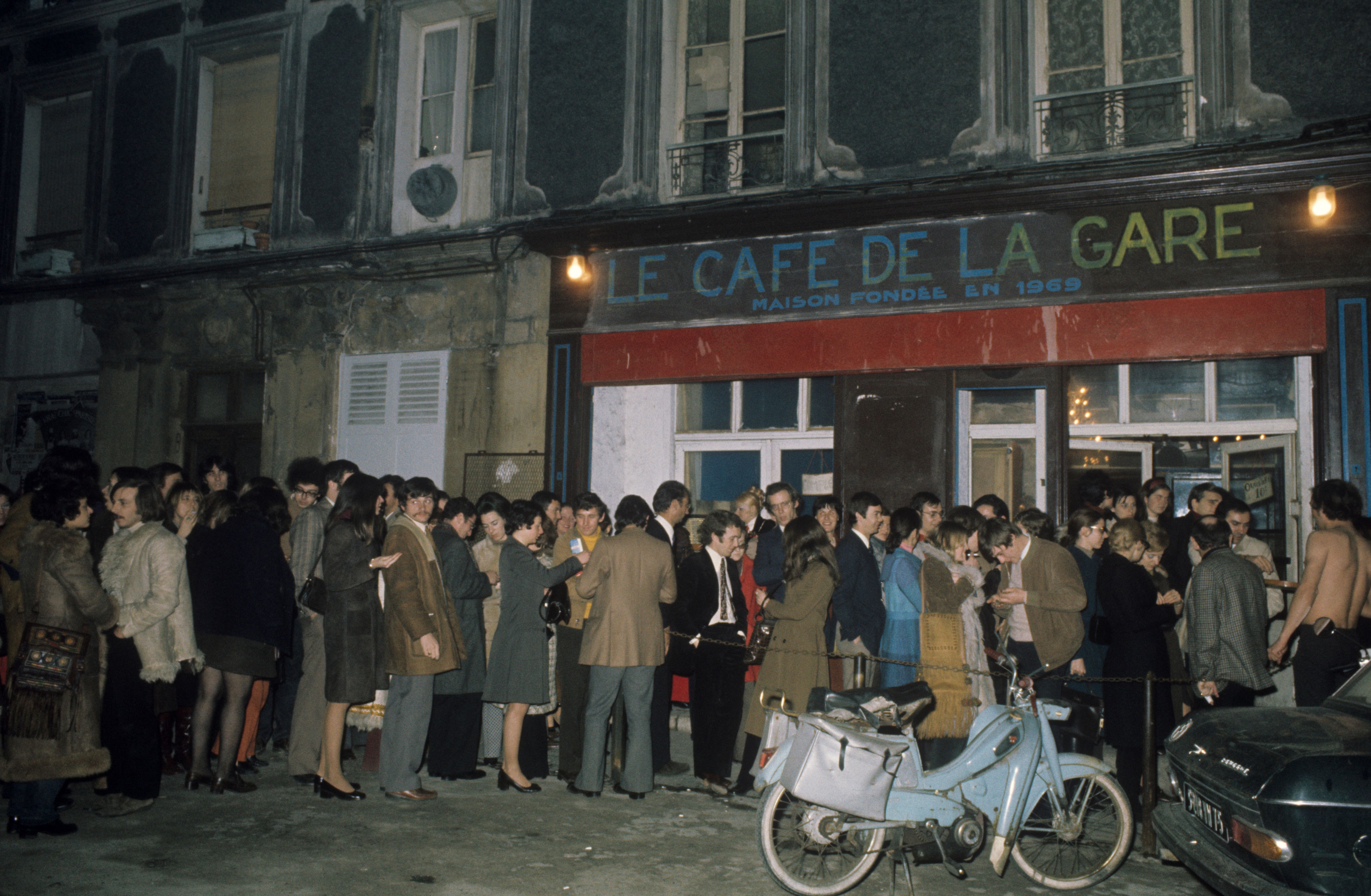 Le Café de la Gare en 1972. l Source : Getty Images