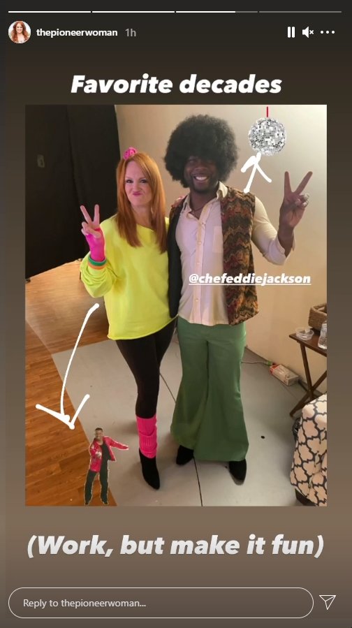 Funky photo of showed Ree Drummond posing with Chef Eddie Jackson on Instagram story | Photo: Instagram / thepioneerwoman