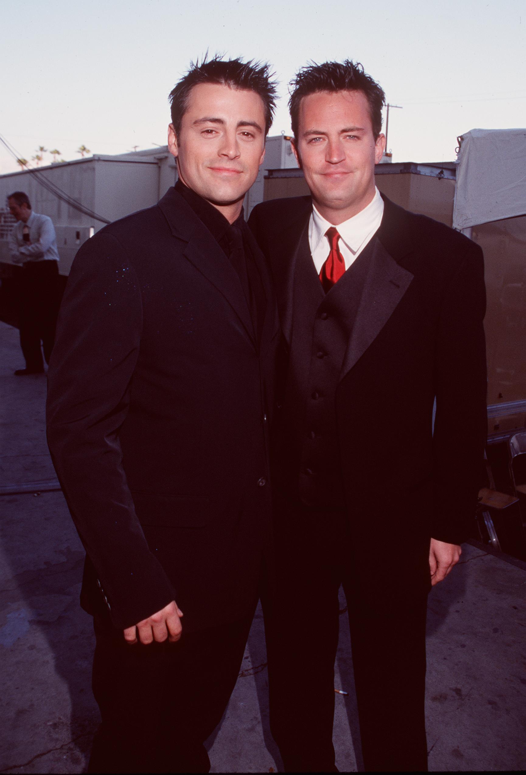 Matt LeBlanc and Matthew Perry at the 5th Annual Screen Actors Guild Awards in Los Angeles, California on March 7, 1999 | Source: Getty Images