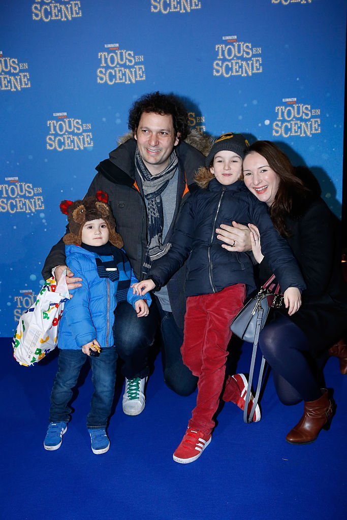 Éric Antoine, Calista Sinclair et leurs deux fils le 14 janvier 2017 à Paris. l Source : Getty Images
