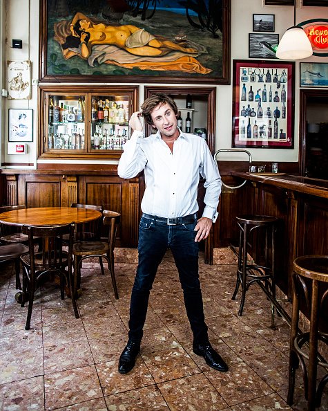 Thomas Dutronc, musicien et chanteur français, fils de la chanteuse Françoise Hardy et du chanteur et acteur Jacques Dutronc.|Photo : Getty Images.