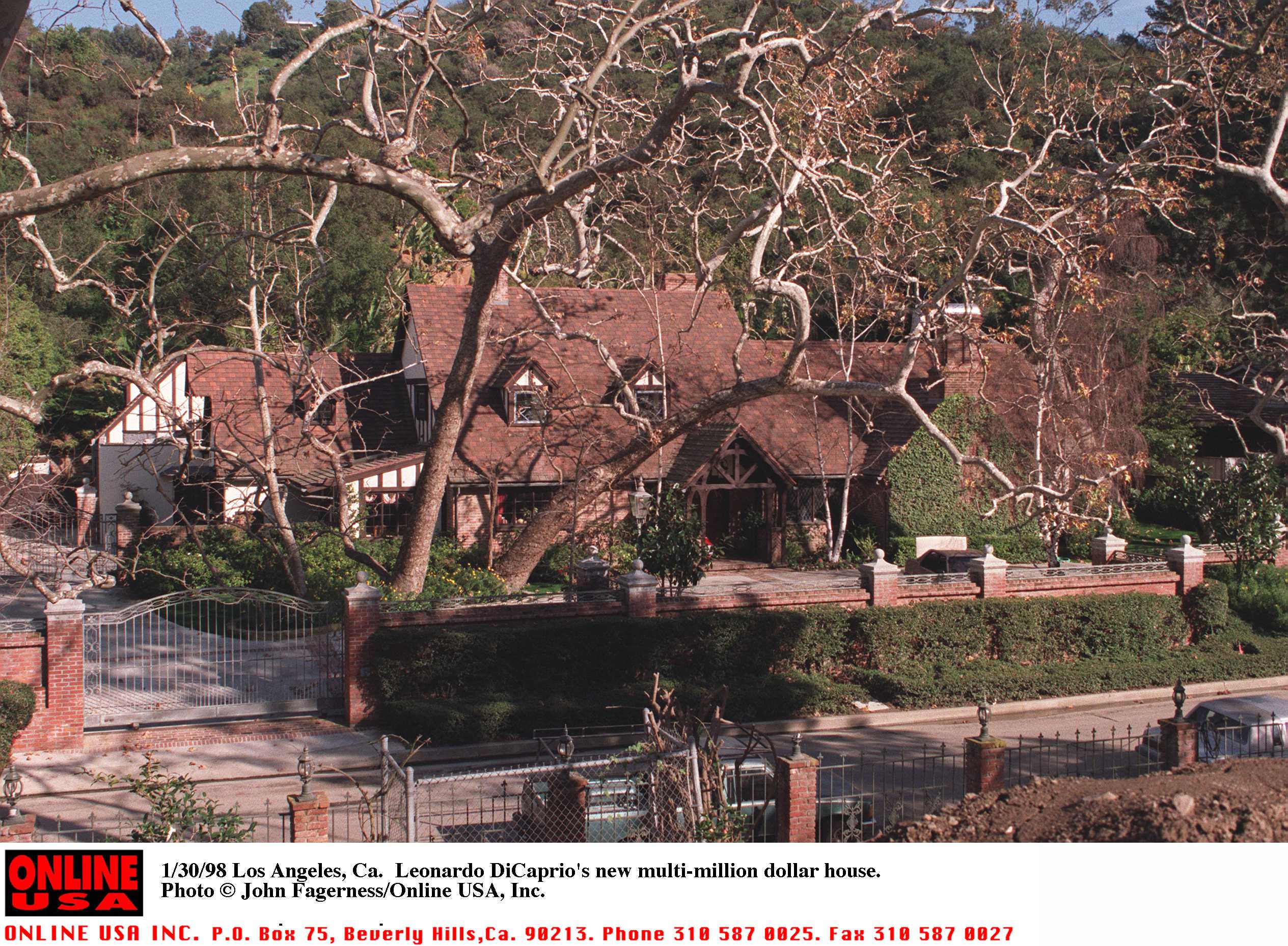 Leonardo Dicaprio's bungalow as seen on January 30, 1998 | Source: Getty Images
