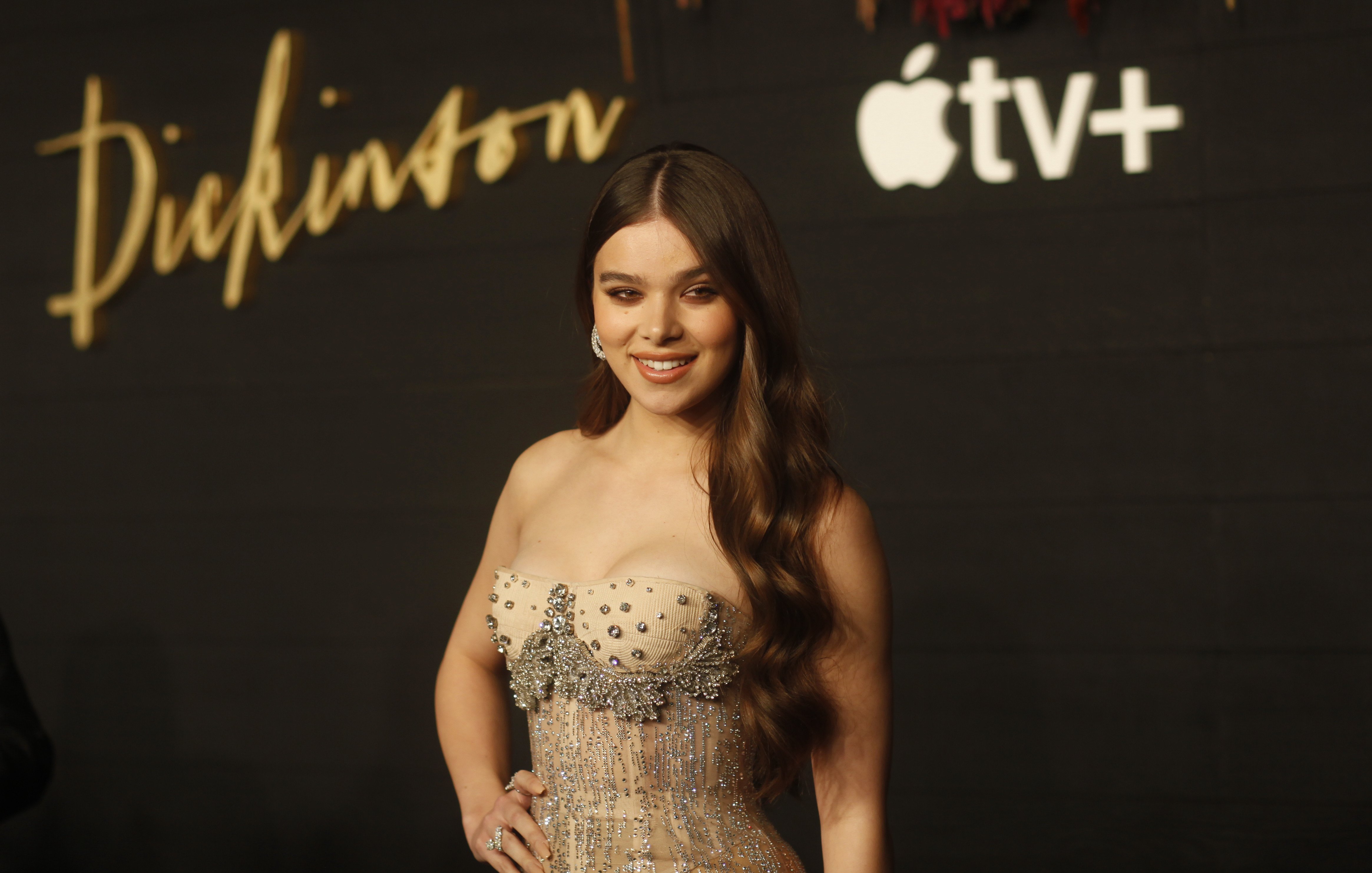 Hailee Steinfeld attends red carpet premiere of Apple's "Dickinson" on October 17, in 2019 in New York City | Photo: Shutterstock 