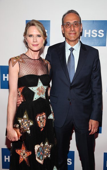 Bobby Flay and Stephanie March at the American Museum of Natural History on June 4, 2018 in New York City. | Photo: Getty Images