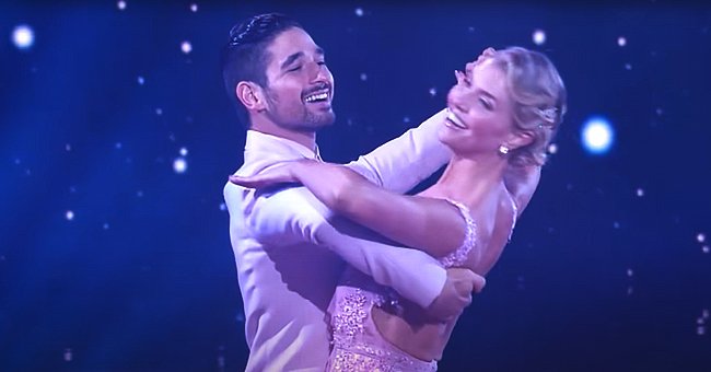 Alan Bersten and Amanda Kloots dance the Foxtrot to “It Had To Be You” by Ray Chew on September 27, 2021, on "Dancing with the Stars" | Photo: YouTube/Dancing with the Stars