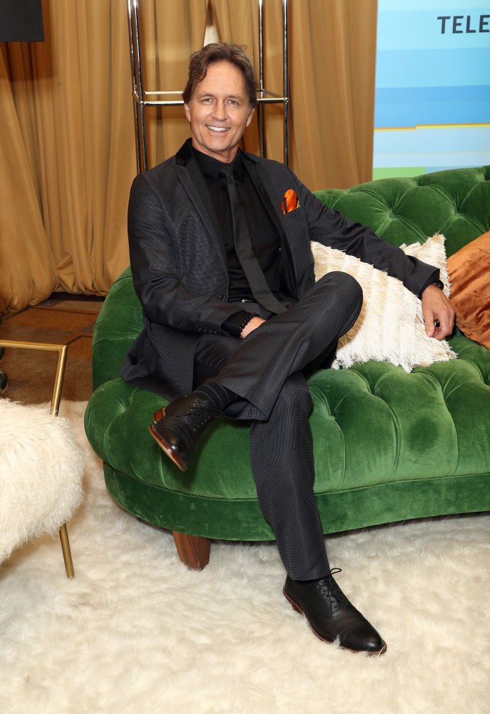 Guy Ecker posa en la sala de prensa durante los "Latin American Music Awards 2018" en el Dolby Theatre.| Fuente: Getty Images Guy Ecker posa en la sala de prensa durante los "Latin American Music Awards 2018" en el Dolby Theatre.| Fuente: Getty Images