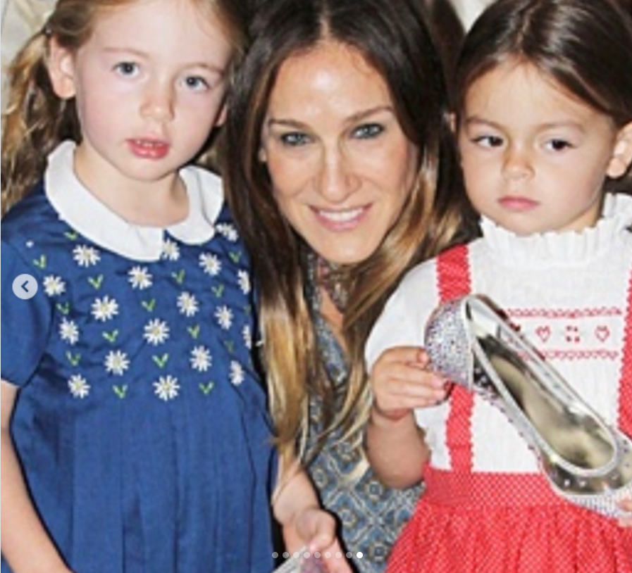 Sarah Jessica Parker poses with Tabitha and Marion in one of the final childhood memories included in her birthday tribute for the twins. | Source: Instagram/sarahjessicaparker