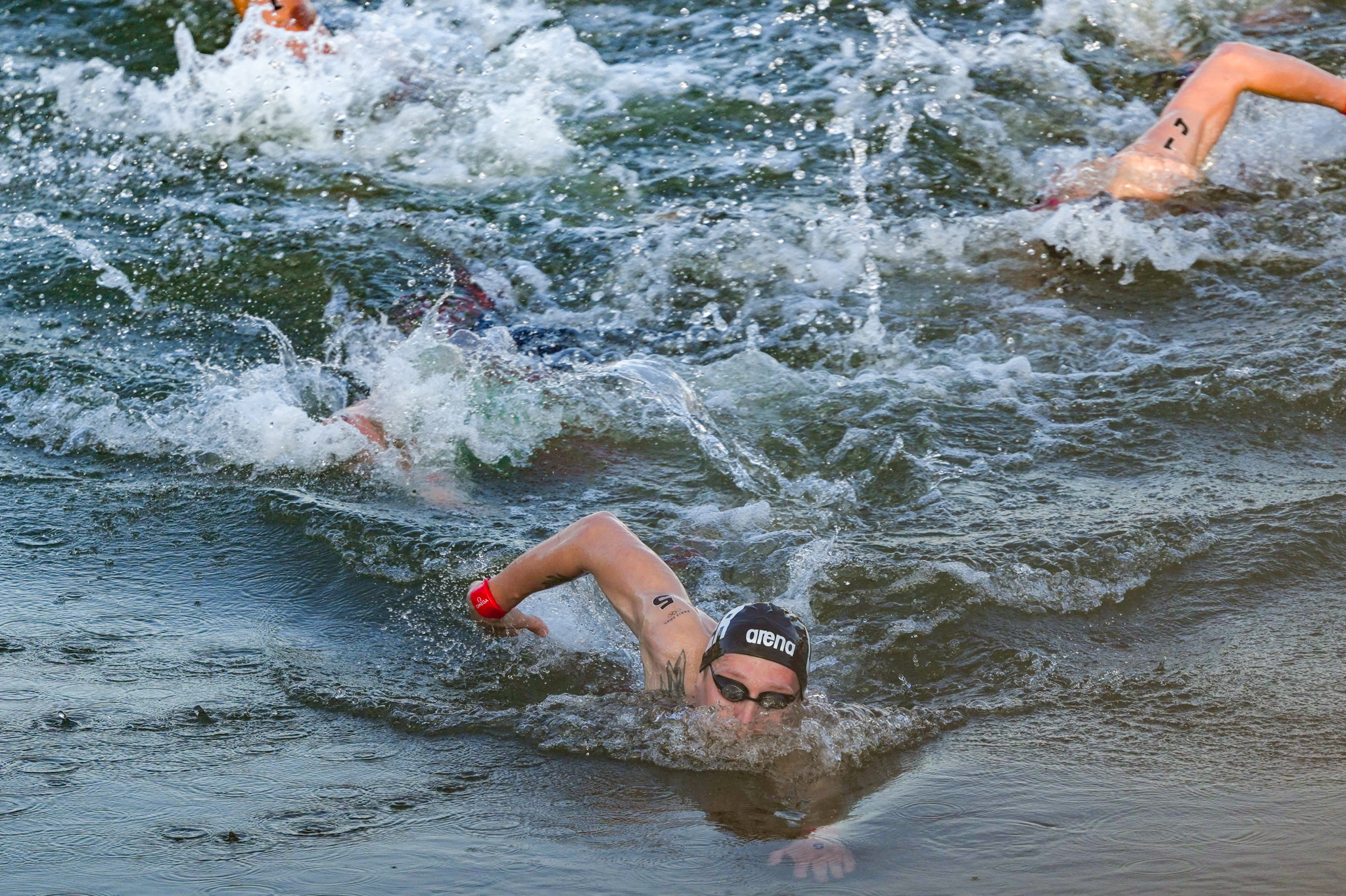 Florian Wellbrock competing in the Marathon Swimming Men's 10km event at the Olympic Games in Paris, France, on August 9, 2024 | Source: Getty Images