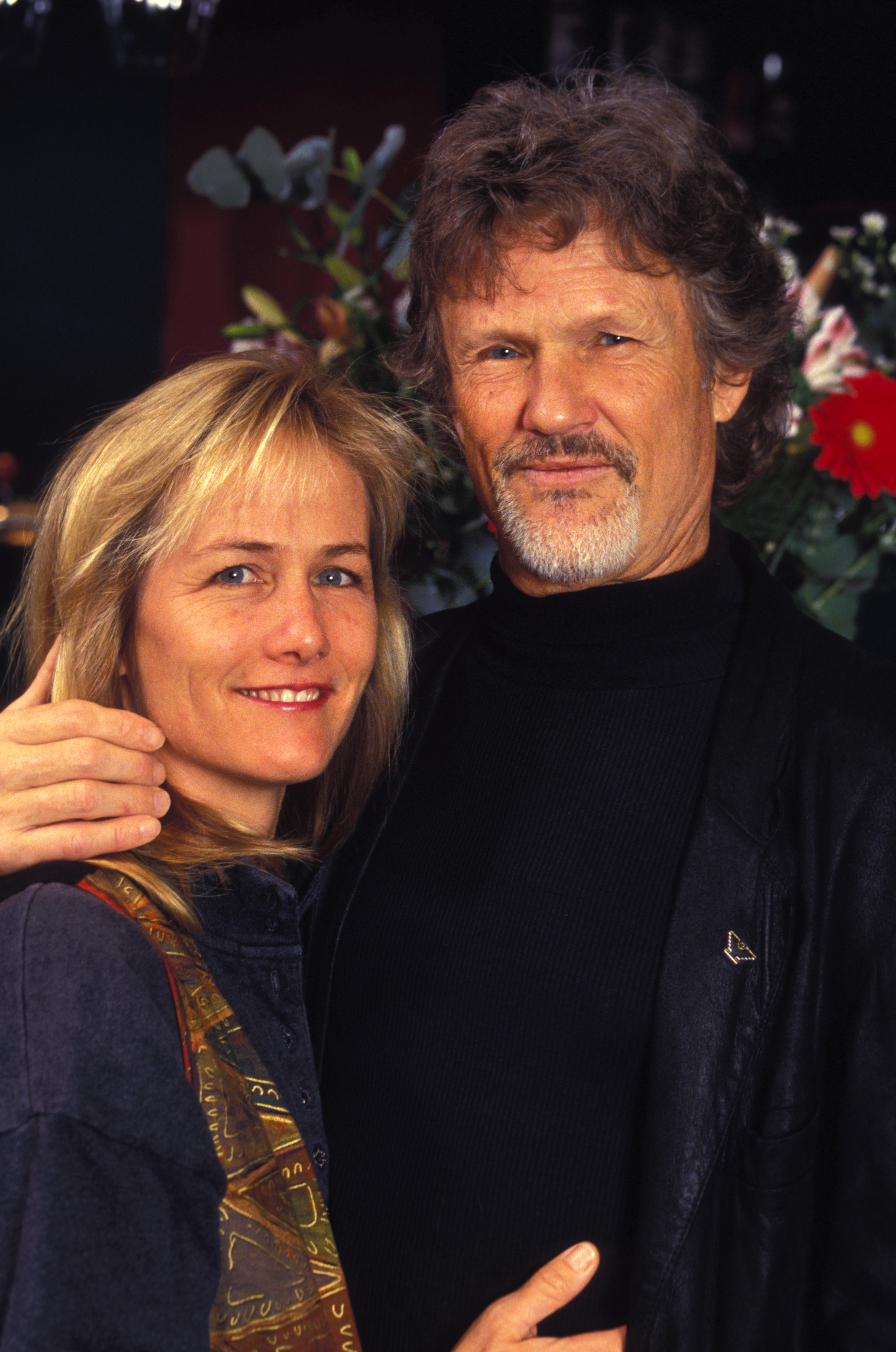 Lisa Meyers and Kris Kristofferson on November 5, 1993 | Source: Getty Images