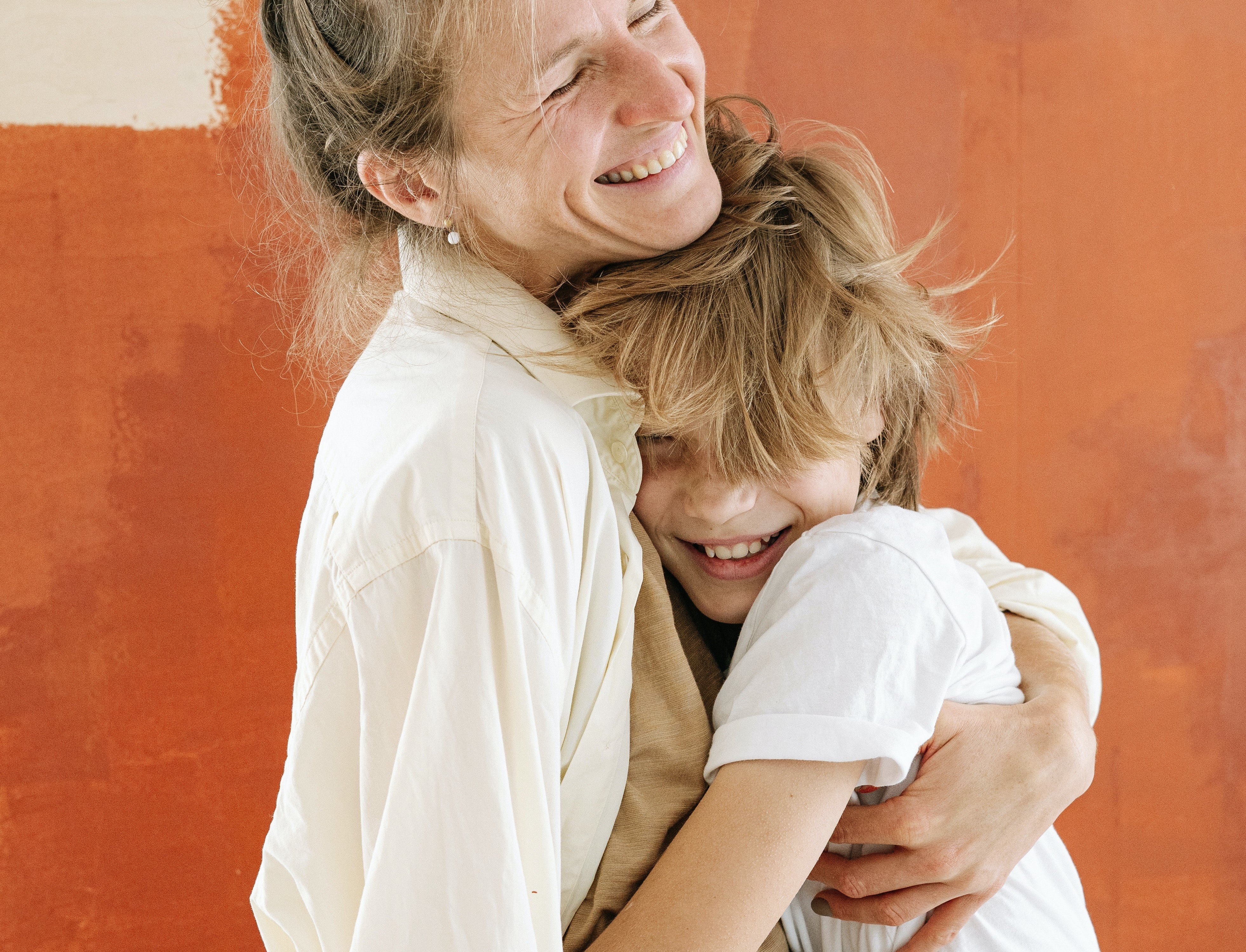 Stuart was delighted to see his mom healthy & active again. | Source: Pexels