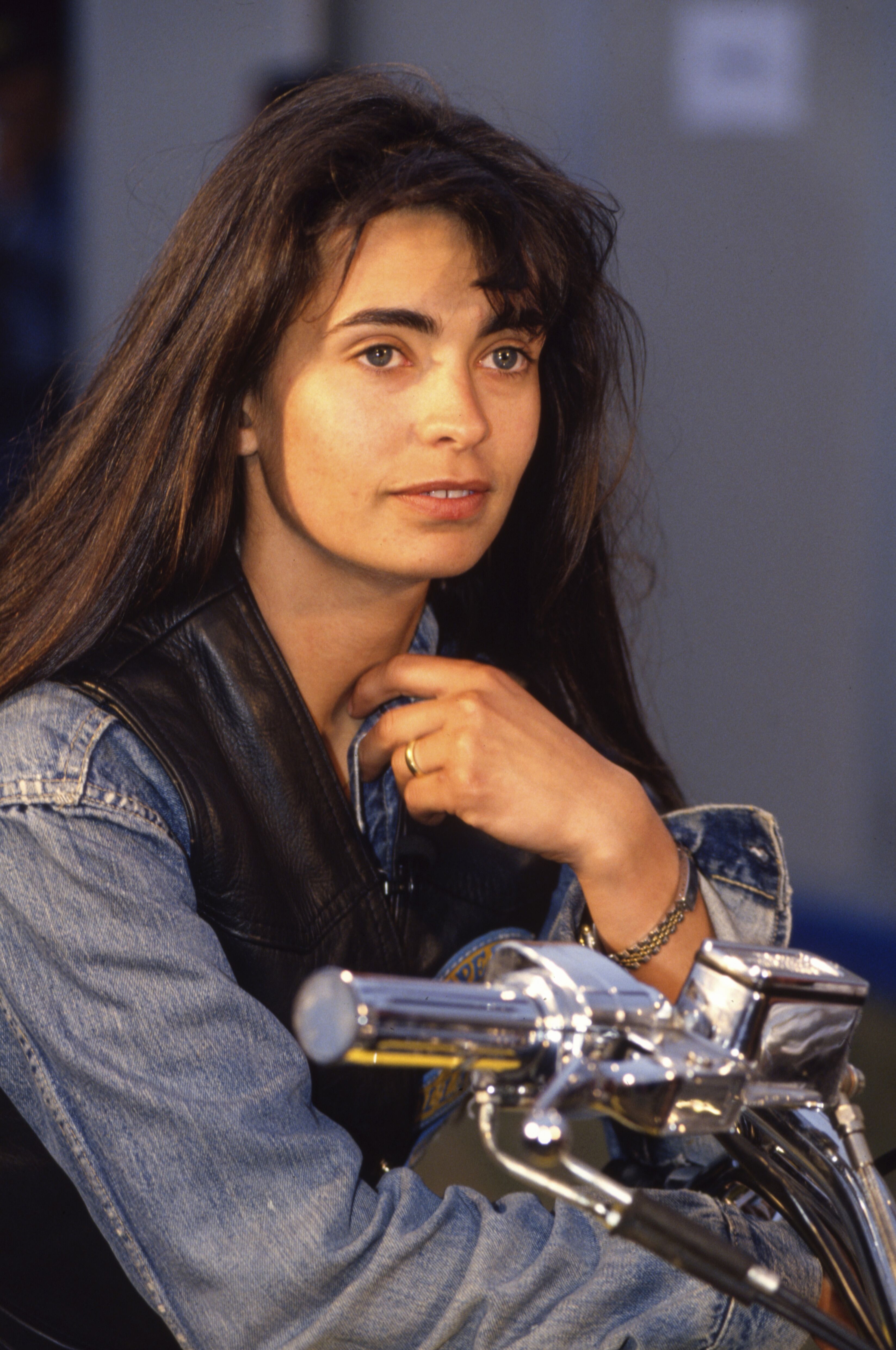 Adeline Blondieau au Desperado Biker Trophy à Carpentras en France, en juin 1994. | Photo : Getty Images Adeline Blondieau au Desperado Biker Trophy à Carpentras en France, en juin 1994. | Photo : Getty Images
