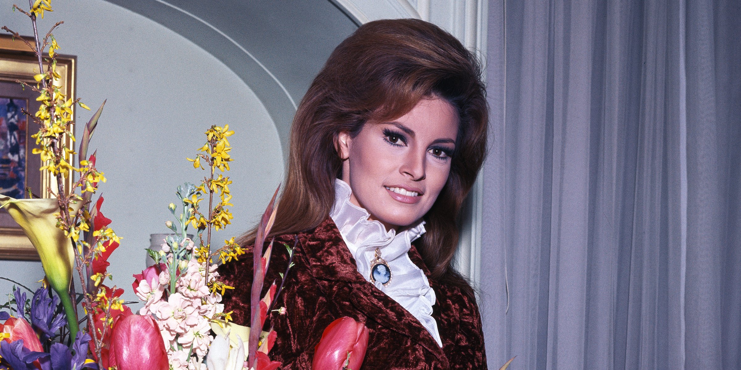 Raquel Welch | Source: Getty Images