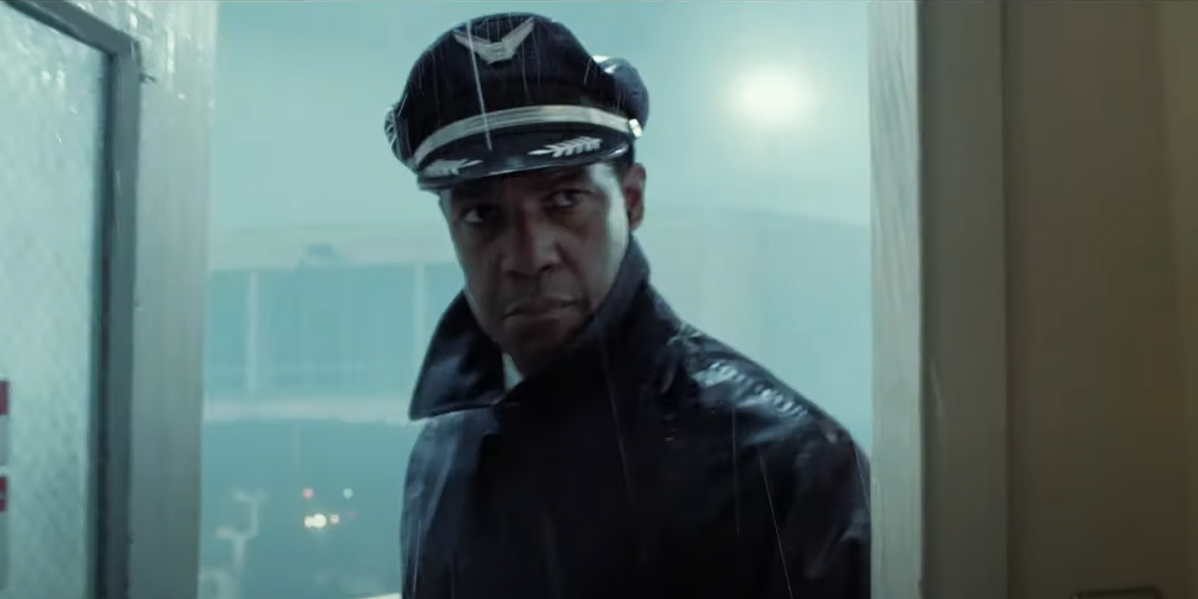 Denzel Washington as Whip Whitaker in "Flight." | Source: YouTube/Paramount Pictures