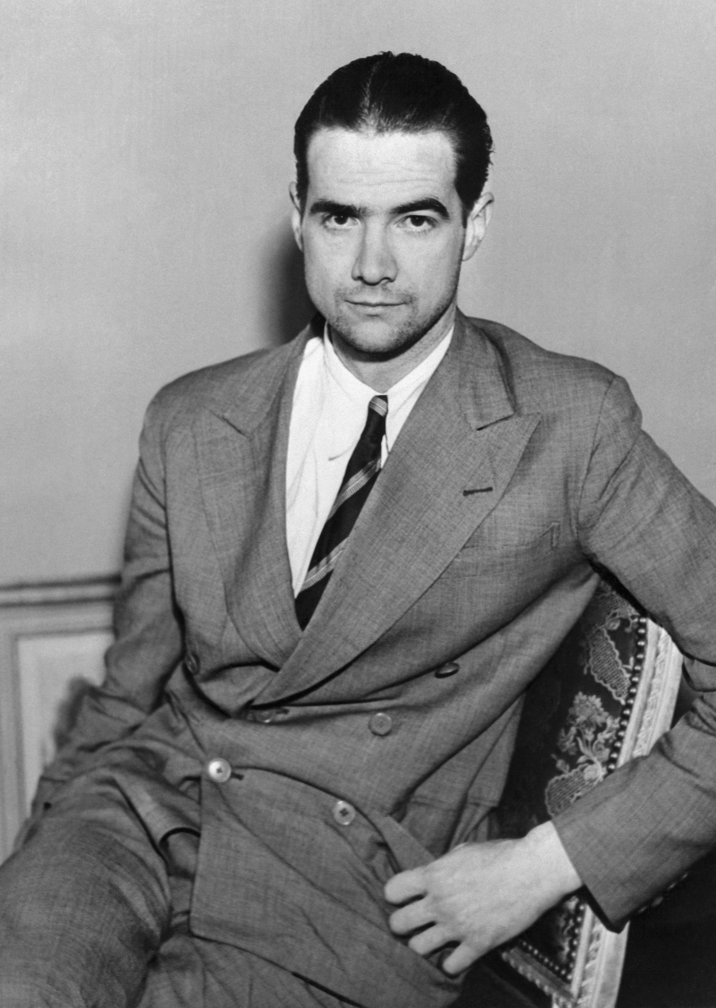 Howard Hughes after breaking the Transcontinental Flight Record in 1936 | Source: Getty Images