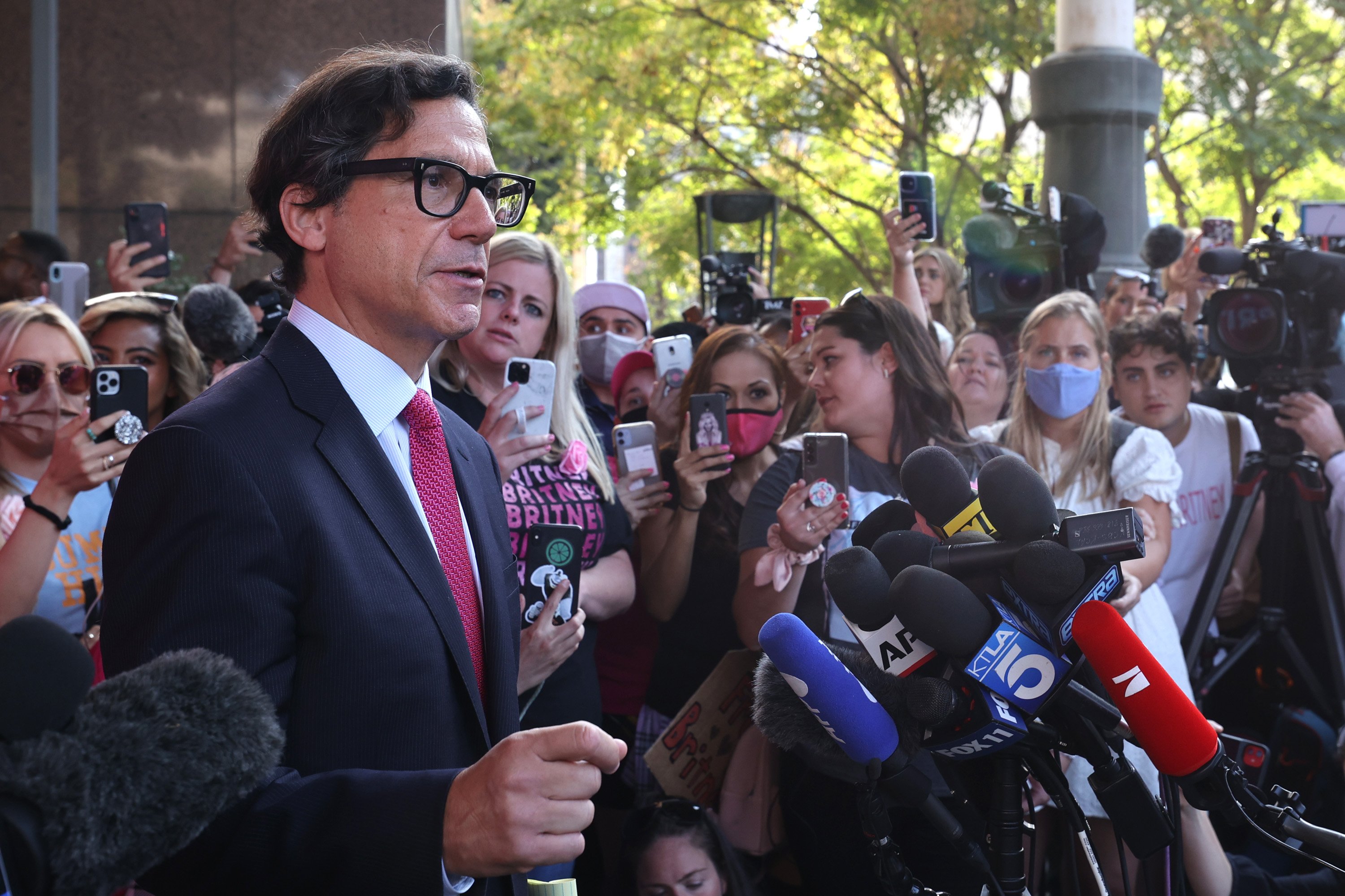 Britney Spears' attorney Mathew Rosengart speaking to the press at the Stanley Mosk Courthouse in Los Angeles, California | Photo: Getty Images
