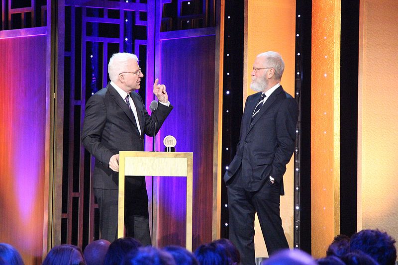 Steve Martin presented David Letterman with his Individual Peabody Award. | Source: Wikimedia Commons