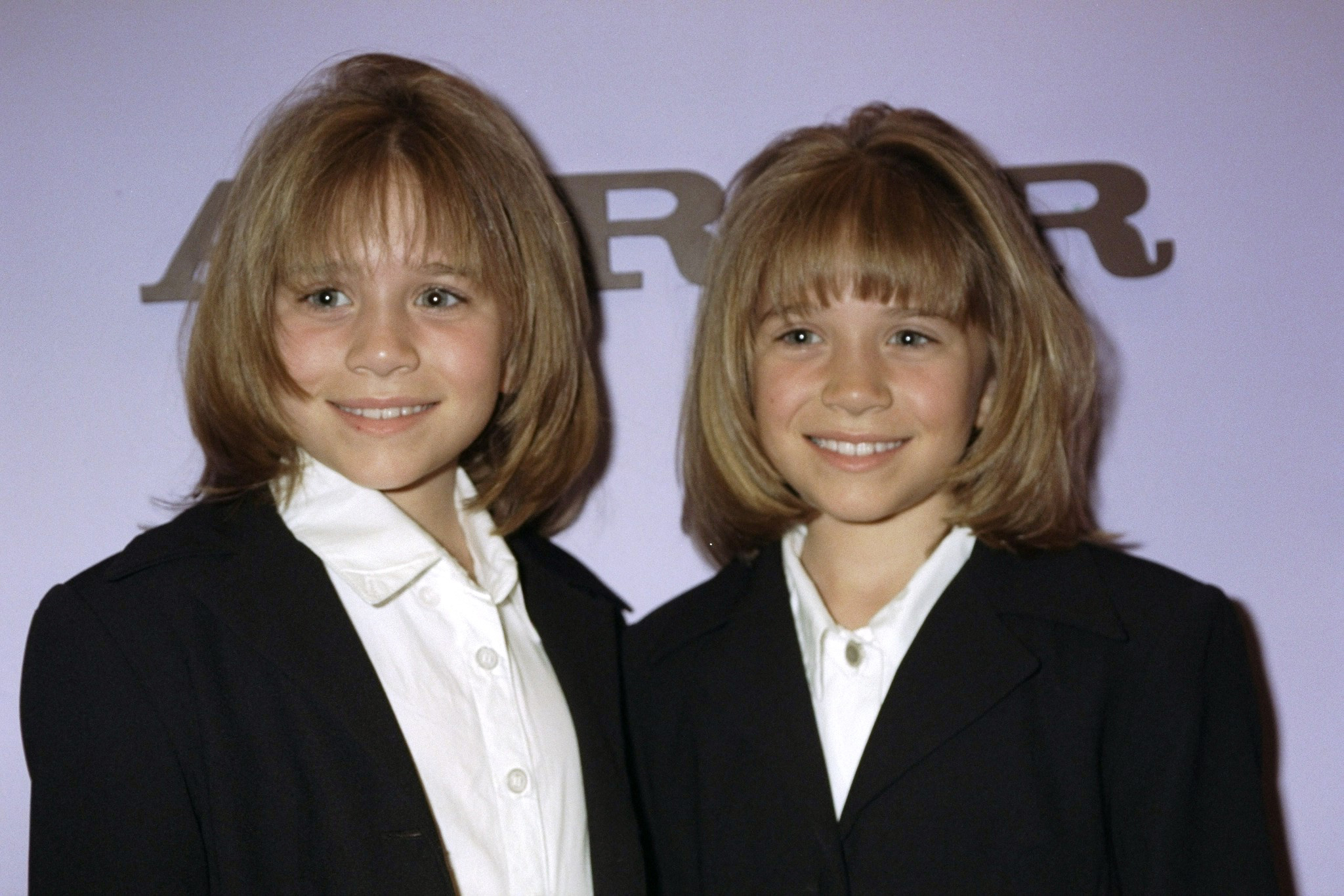 Ashley and Mary Kate Olsen at the Audrey Hepburn Hollywood For Children Foundation. | Source: Getty Images