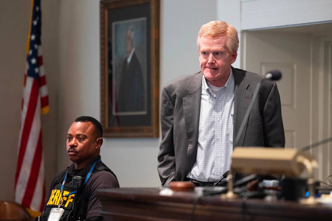 Alex Murdaugh during his murder trial at Colleton County Courthouse on February 24, 2023. | Source: Getty Images