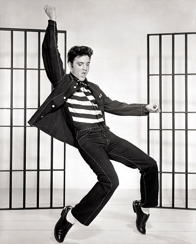 Elvis promotional photo for Jailhouse Rock, 1957. | Source: Wikimedia Commons.