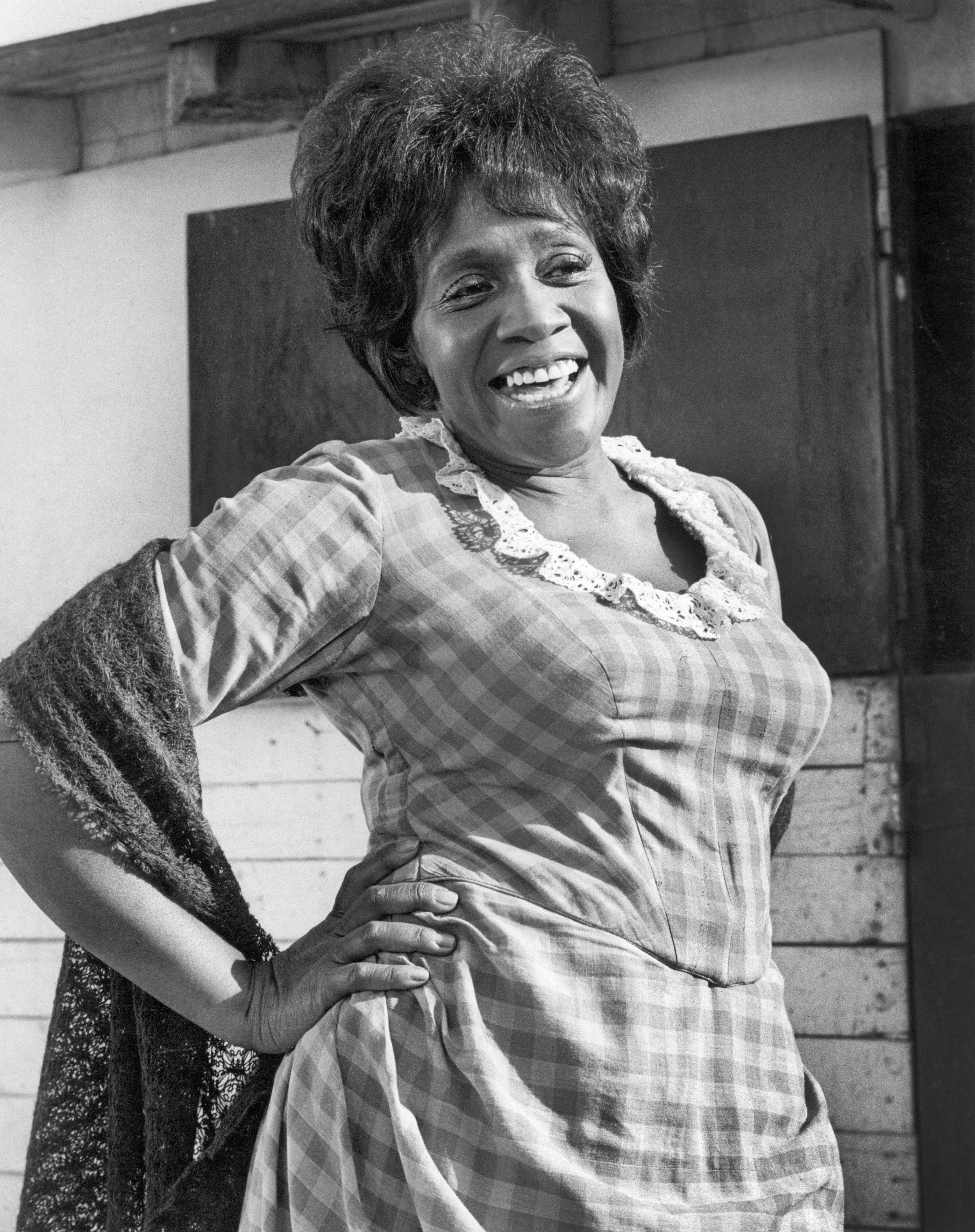Isabel Sanford posing in a publicity portrait for the film, "Soul Soldier" in 1970 | Source: Getty Images