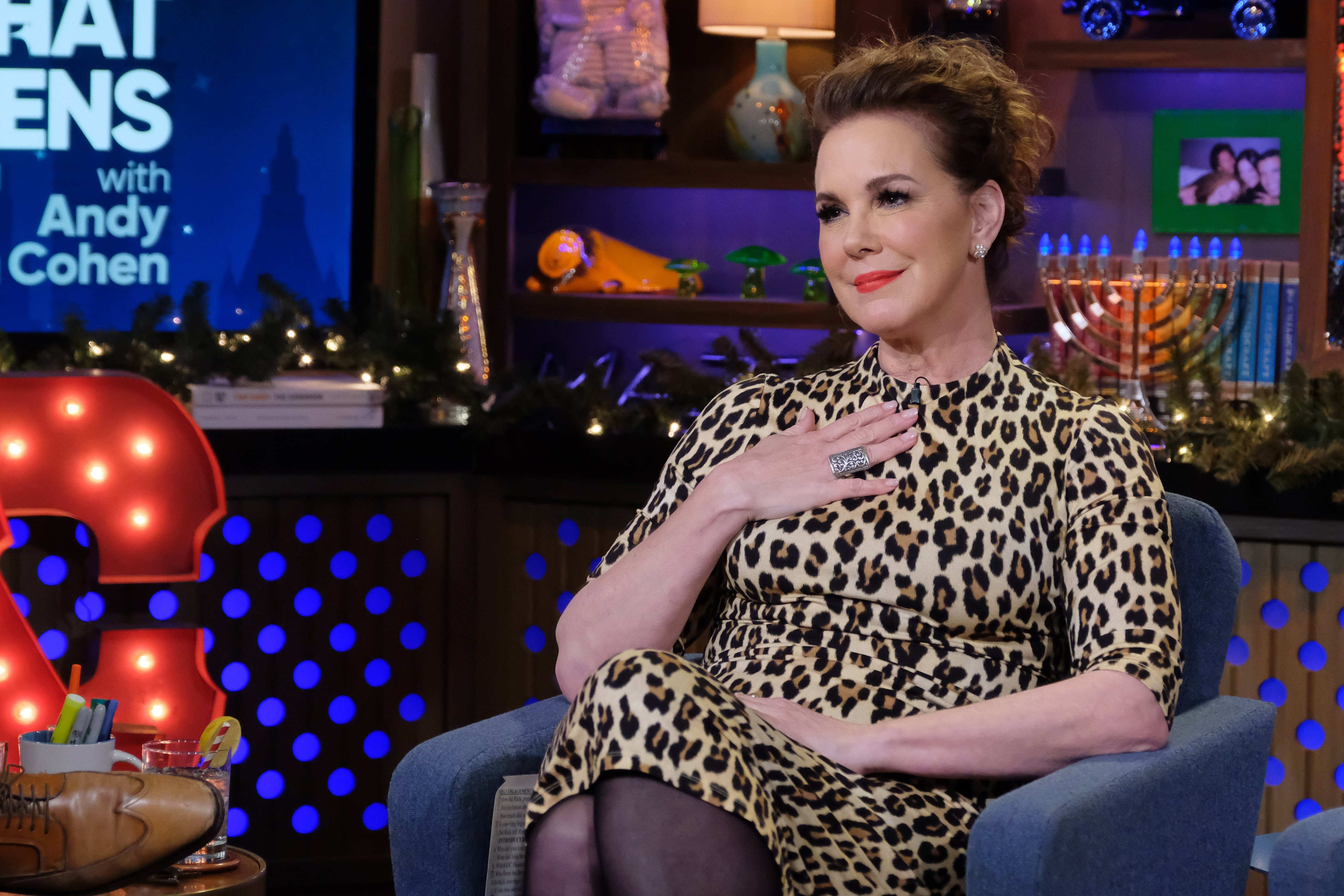 Elizabeth Perkins in Episode 16196 of 'Watch What Happens Live with Andy Cohen' | Photo: Getty Images