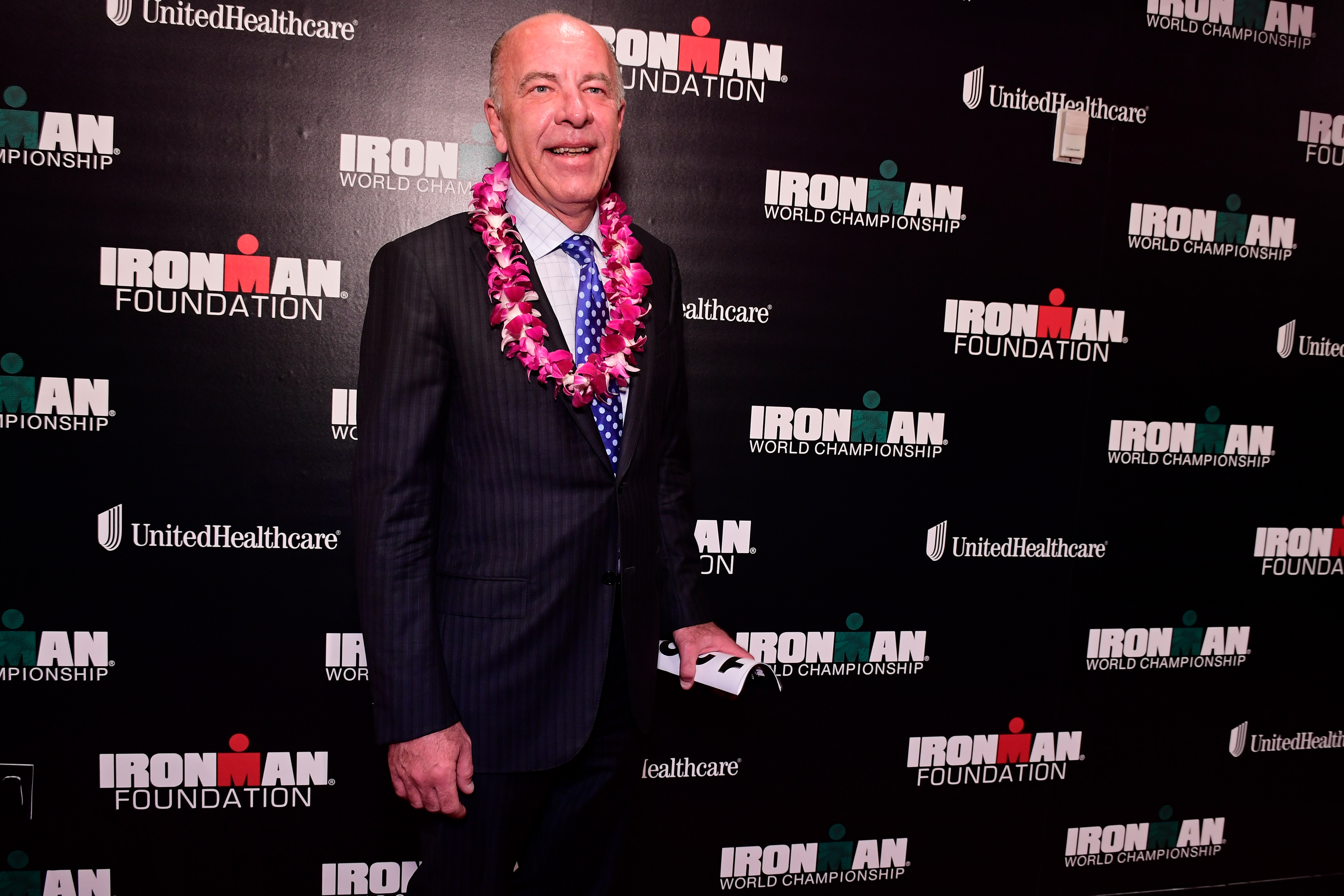 Al Trautwig walks the red carpet at the Ironman World Championship Broadcast Premiere at New World Stages, New York City on December 5, 2017 | Source: Getty Images