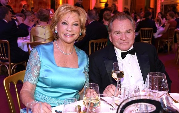Fritz Wepper mit seiner Frau Angela Wepper, ROMY Award 2015, Wien | Quelle: Getty Images