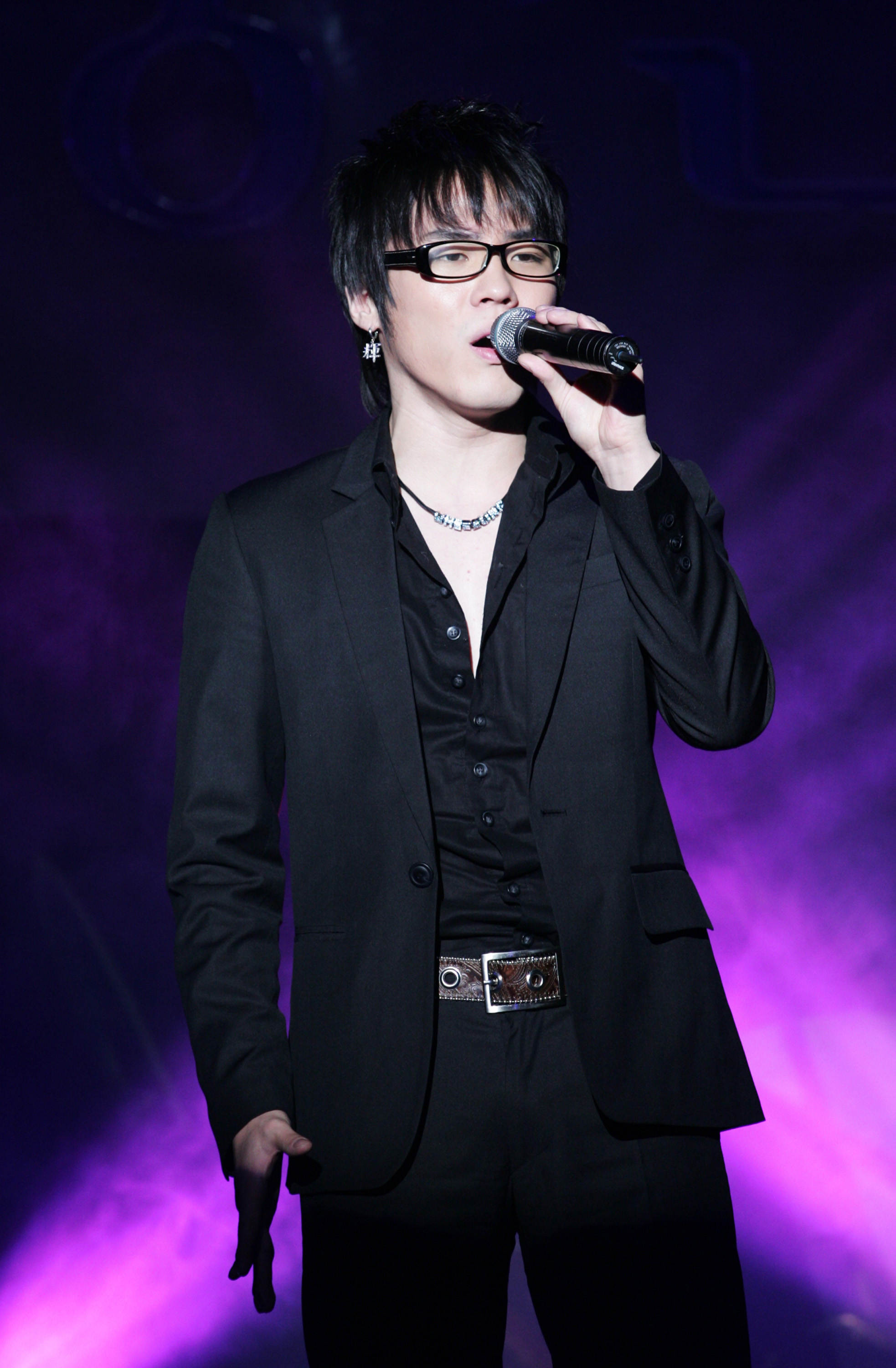 Wheesung performing at the premiere of "The Restless" during the 1th Pusan International Film Festival in Pusan, South Korea in 2006. | Source: Getty Images