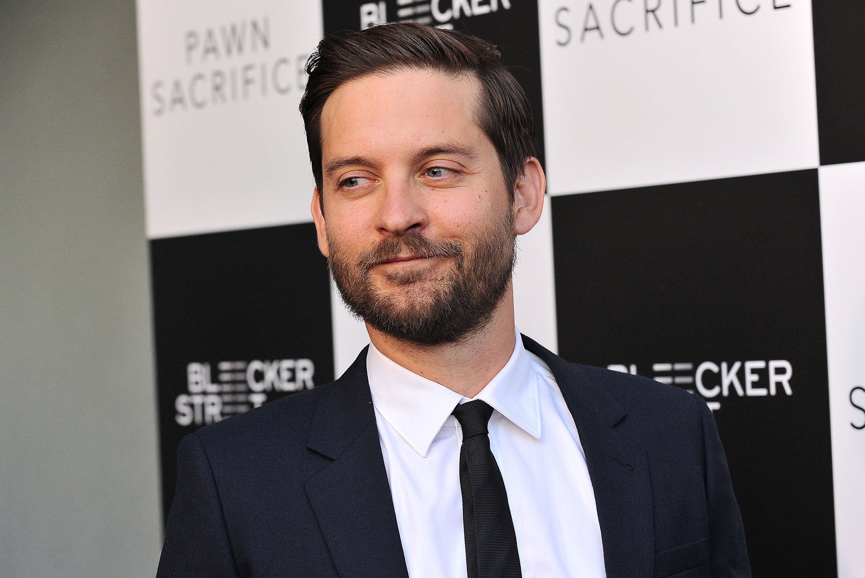Tobey Maguire attends the "Pawn Sacrifice" film premiere at Harmony Gold Theatre on September 8, 2015, in Los Angeles, California. | Source: Getty Images