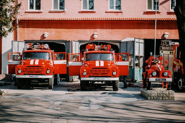 Des camions de pompiers | Photo : Pexels Des camions de pompiers | Photo : Pexels
