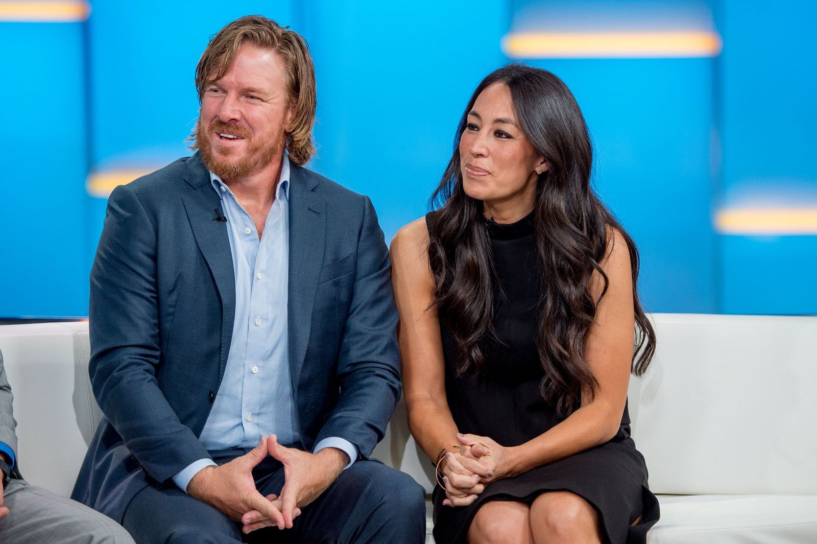 Chip and Joanna Gaines speaking at the ending of the "Fixer Upper" with the Build Series at Build Studio on October 18, 2017, in New York City | Photo: Getty Images