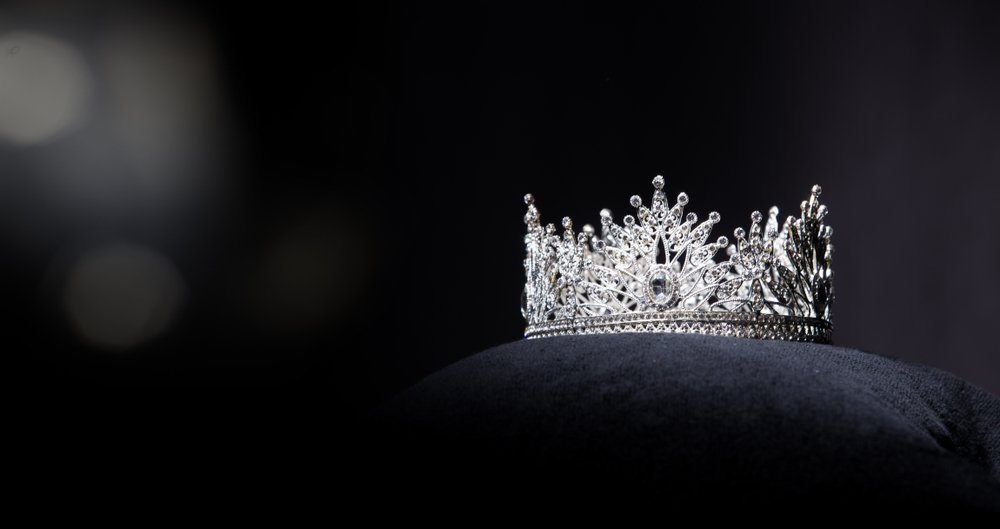 Lujosa tiara de diamantes. | Foto: Shutterstock Lujosa tiara de diamantes. | Foto: Shutterstock