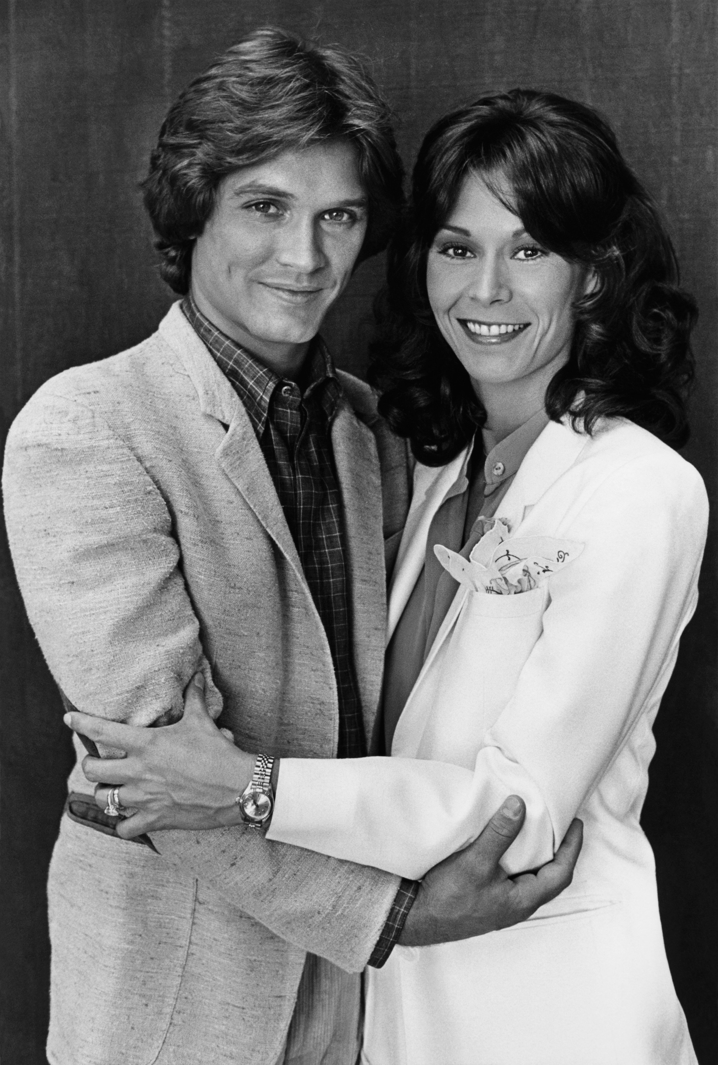 Kate Jackson pictured posing with her newly-wedded husband Andrew Stevens following their nuptials in 1978 in Beverly Hills, California. / Source: Getty Images