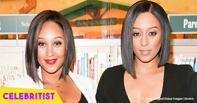 Tia and Tamera Mowry bear uncanny resemblance to their white father in photos