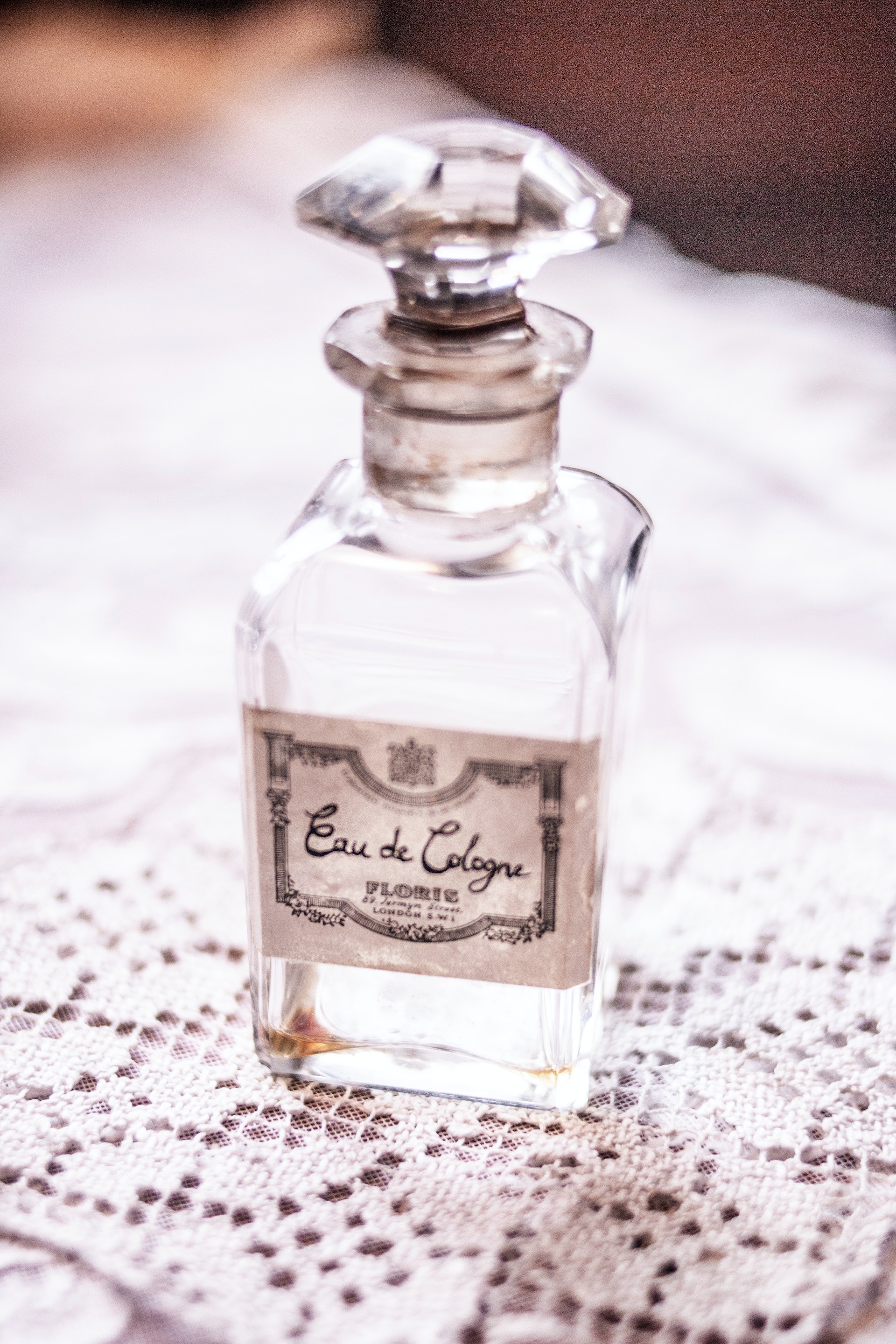 A perfume bottle | Source: Pexels