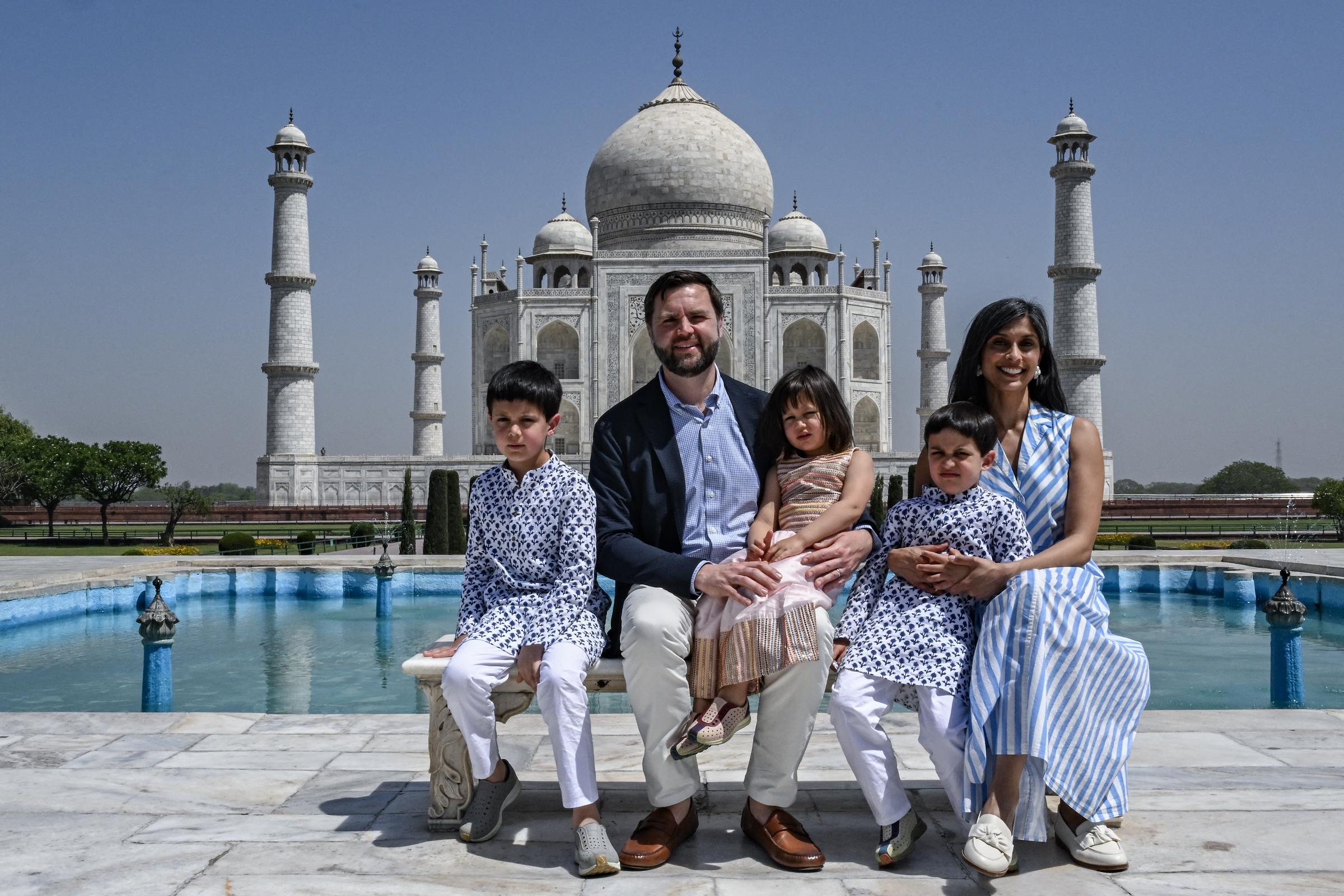 JD and  Usha with their daughter Mirabel, and sons Ewan and Vivek Vance pose during their tour at the Taj Mahal in Agra on April 23, 2025 | Source: Getty Images