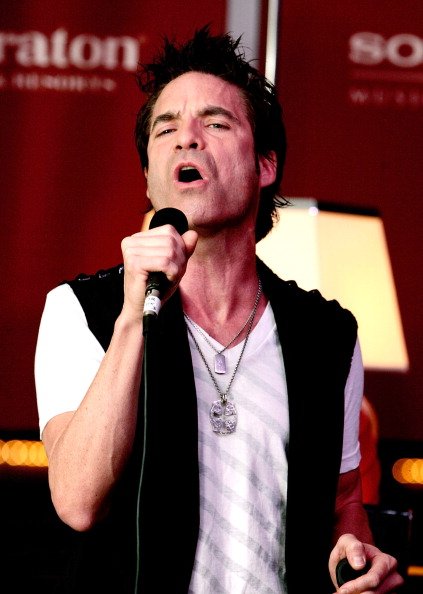 Pat Monahan during Starwood Hotels & Resorts and Sony BMG entertainment launch of a new In-Room initiative on September 19, 2007 in New York City. | Photo: Getty Images